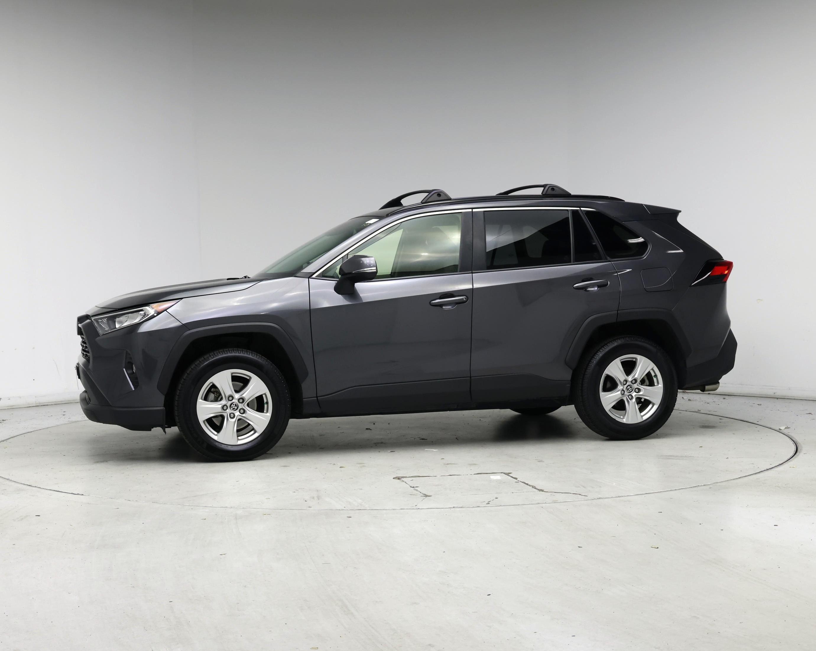 Thumbnail: 2020 Toyota RAV4 - 3