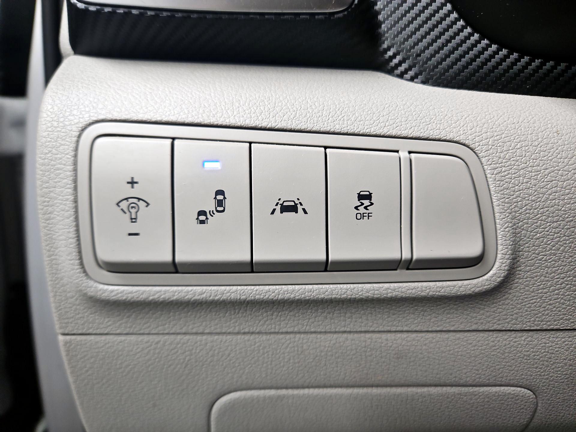 Thumbnail: 2019 Hyundai Tucson - 13