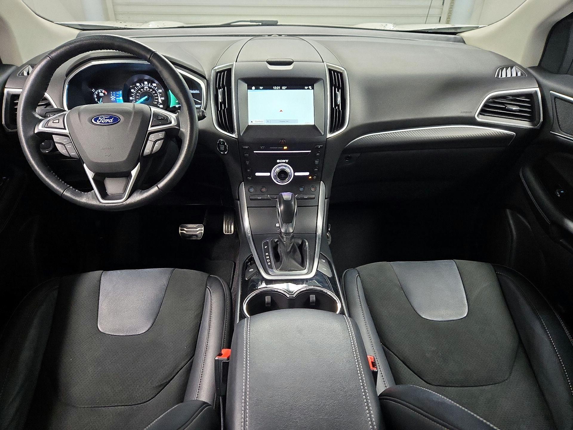 Thumbnail: 2017 Ford Edge - 9