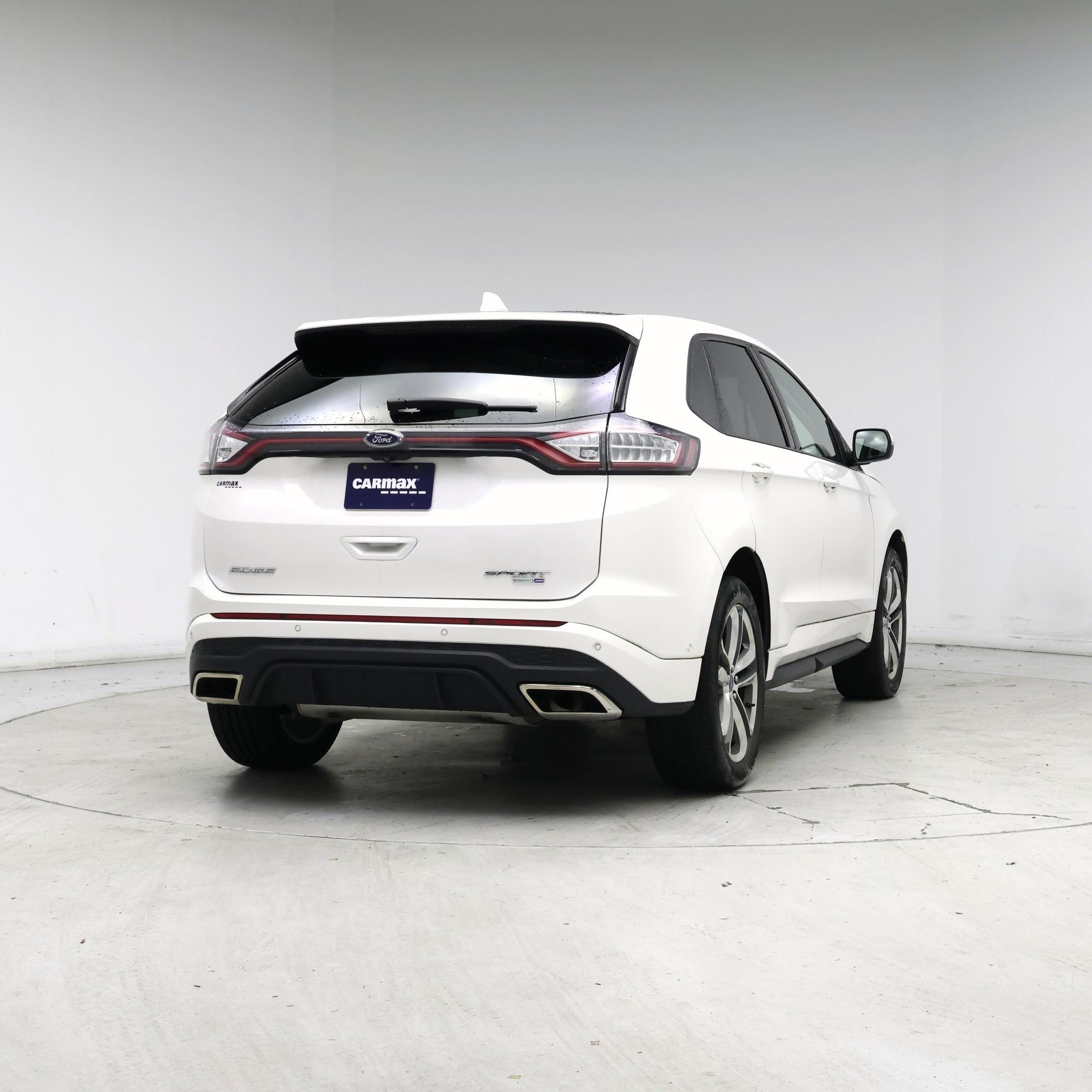 Thumbnail: 2017 Ford Edge - 8