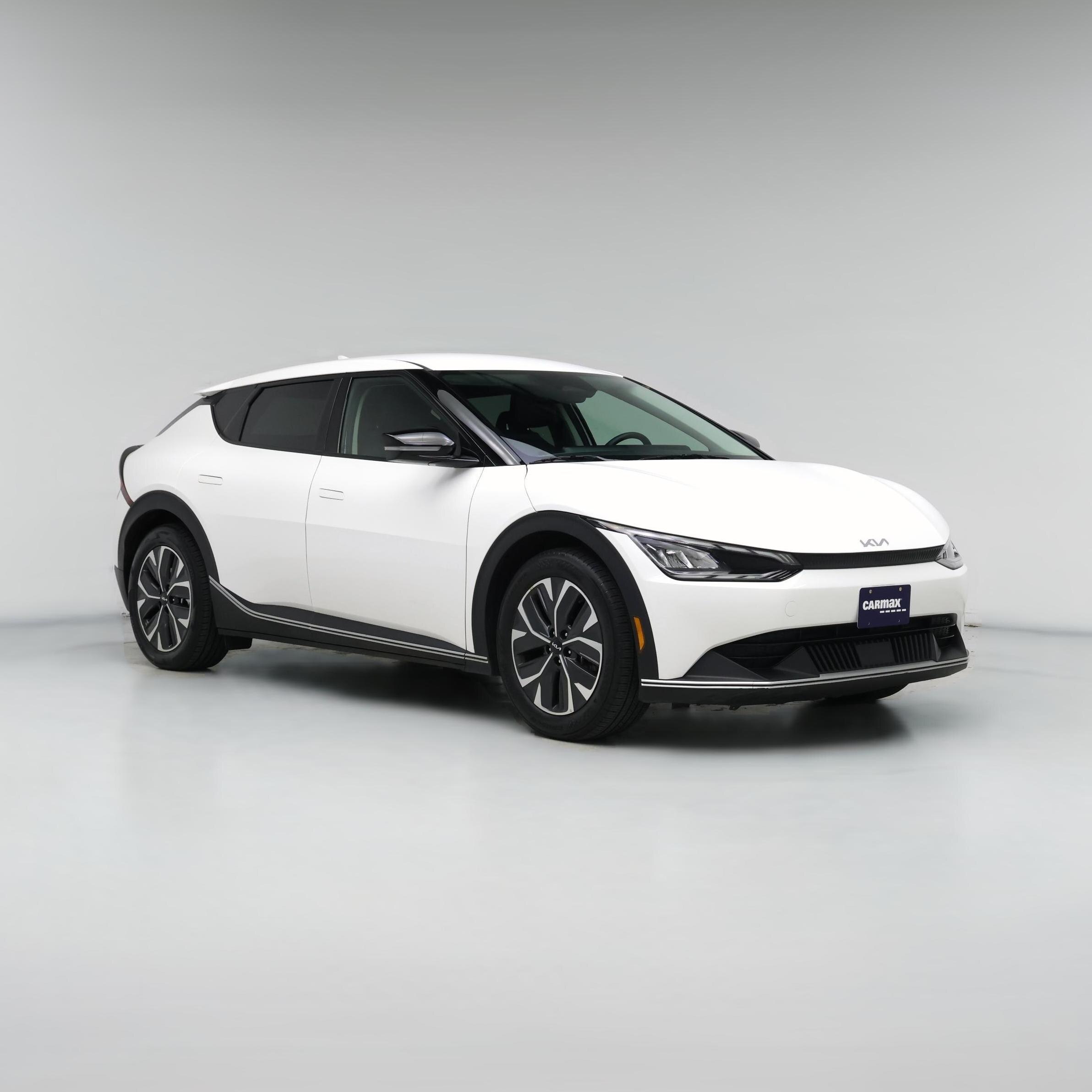 Thumbnail: 2023 Kia EV6 - 1