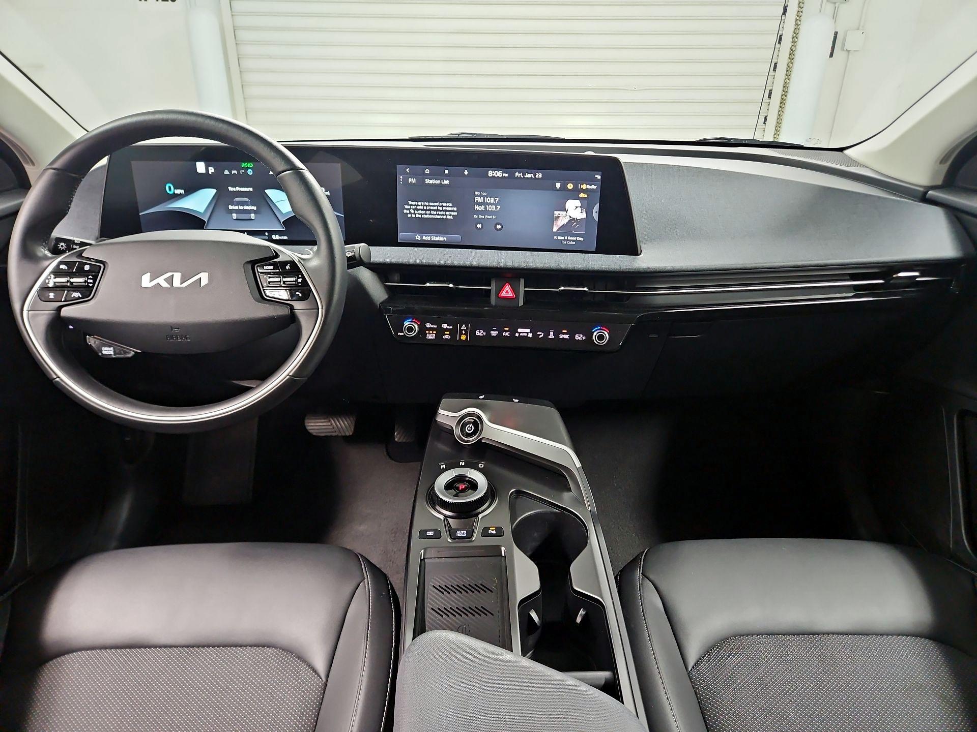 Thumbnail: 2023 Kia EV6 - 9