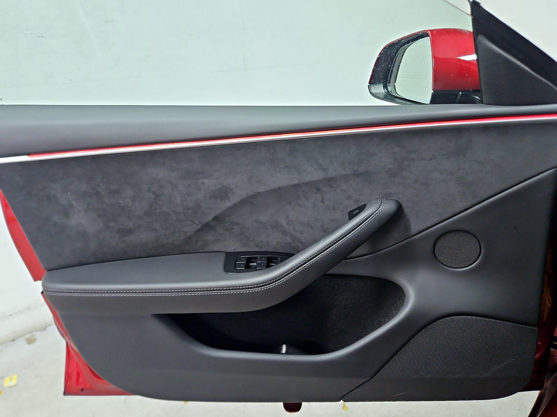 Thumbnail: 2025 Tesla Model 3 - 12