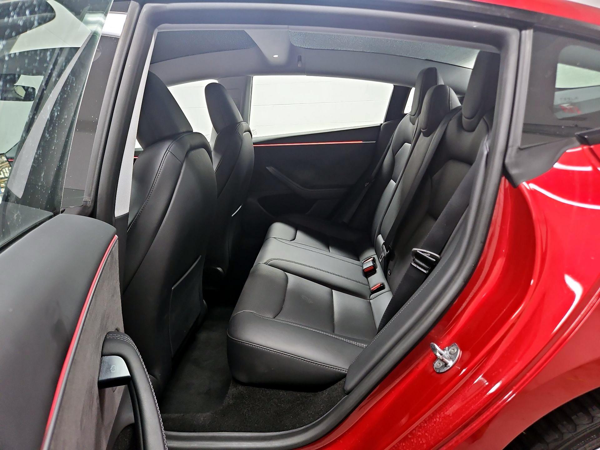 Thumbnail: 2025 Tesla Model 3 - 19