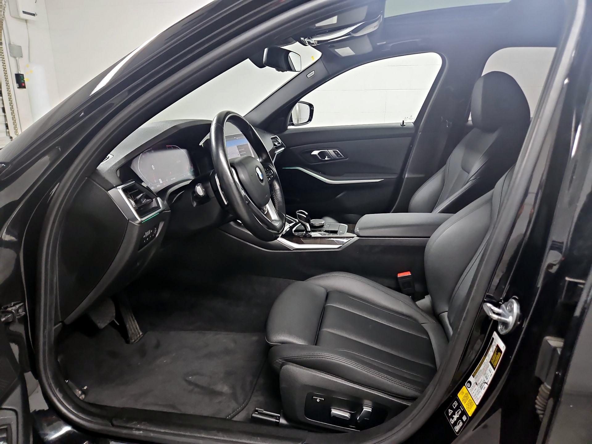 Thumbnail: 2019 BMW 3 Series - 11