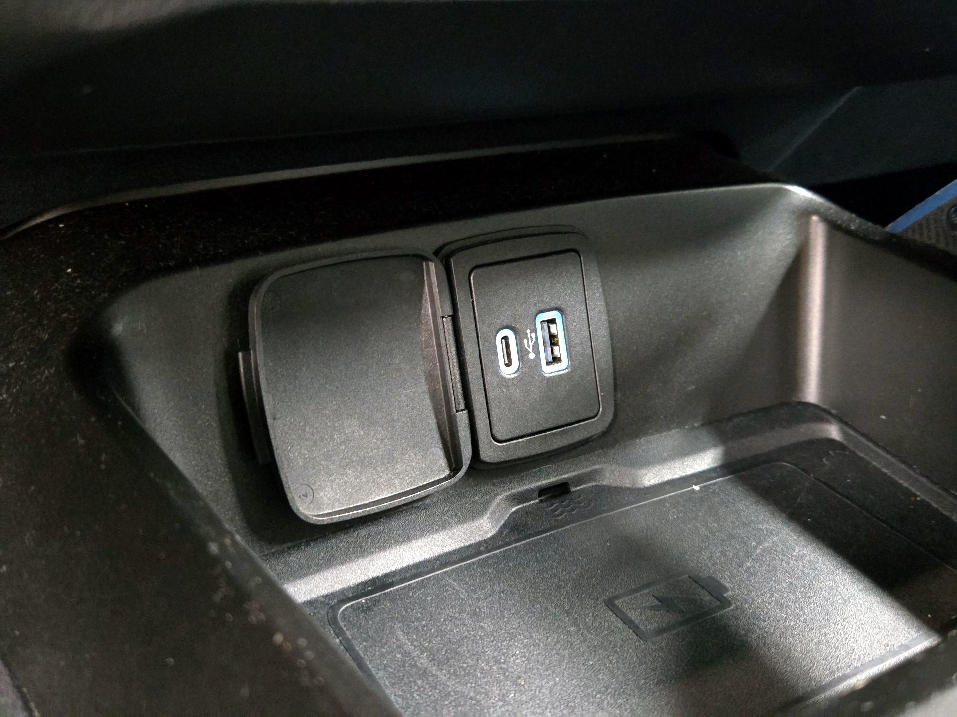 Thumbnail: 2022 Ford Bronco - 19