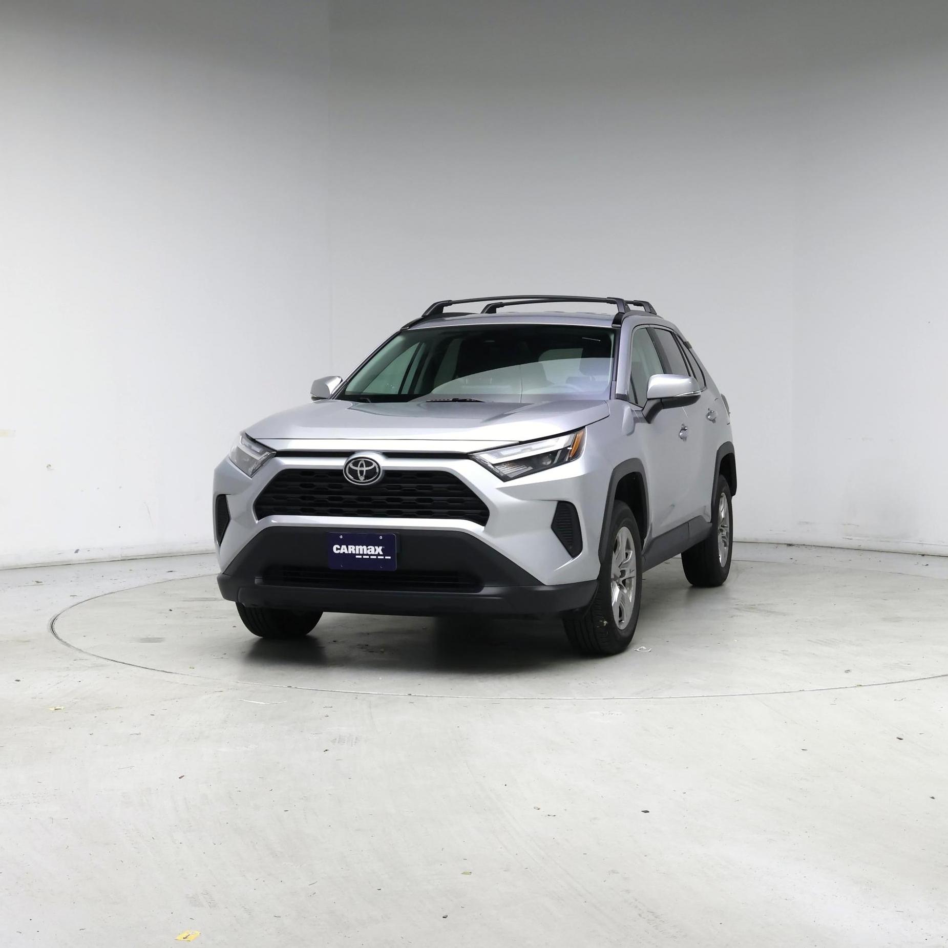 Thumbnail: 2022 Toyota RAV4 - 4
