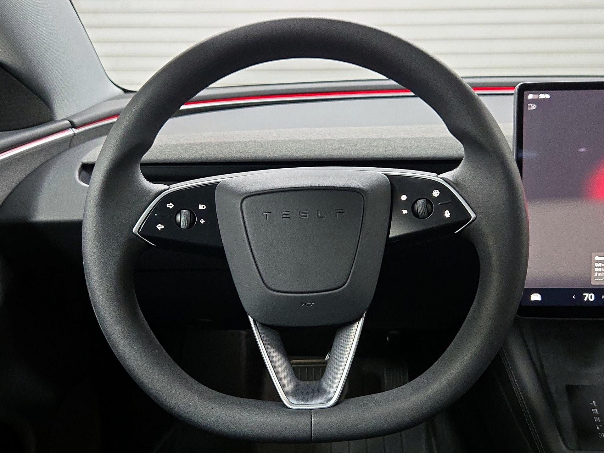 Thumbnail: 2024 Tesla Model 3 - 10