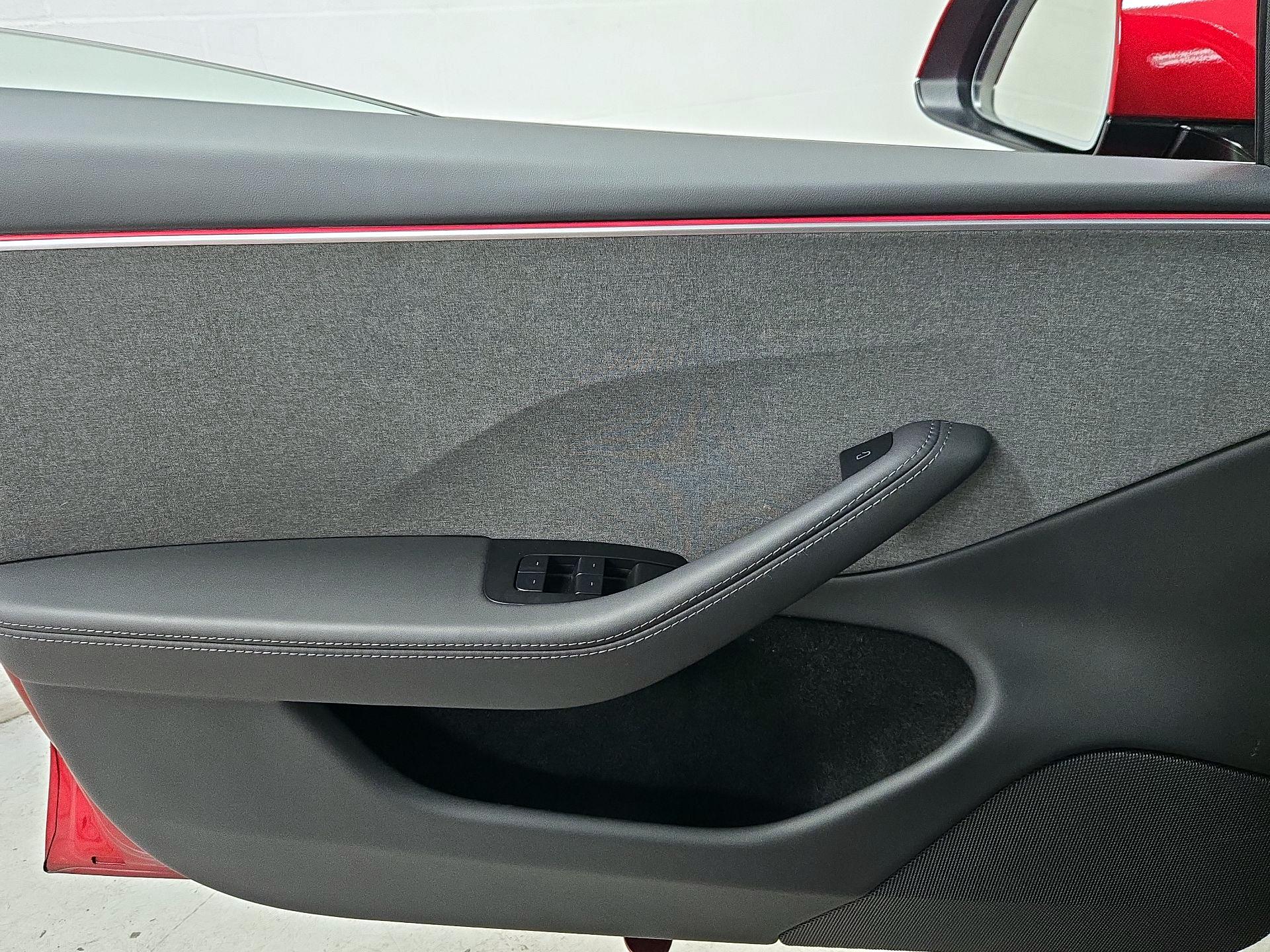 Thumbnail: 2024 Tesla Model 3 - 12