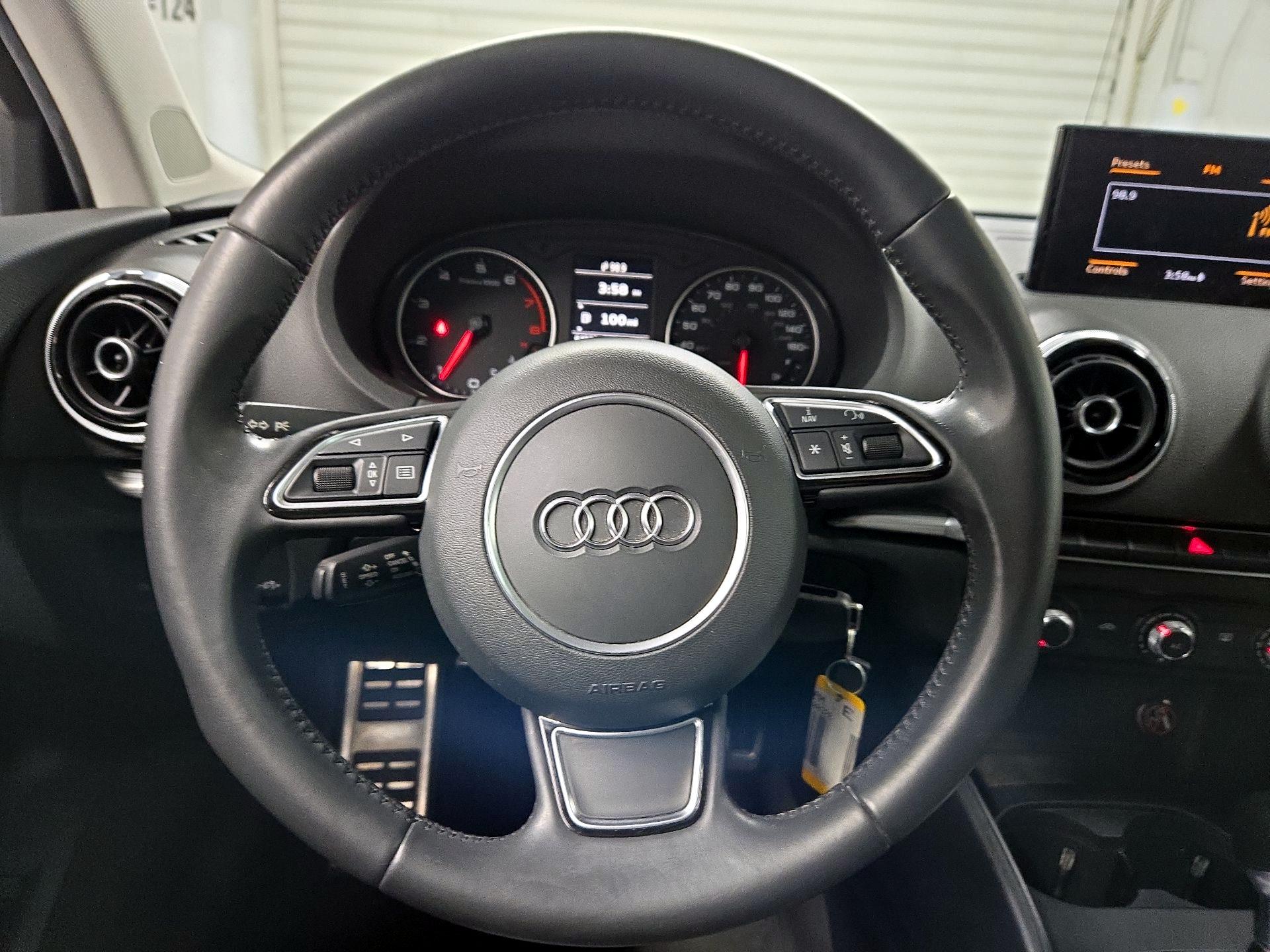 Thumbnail: 2015 Audi A3 - 10