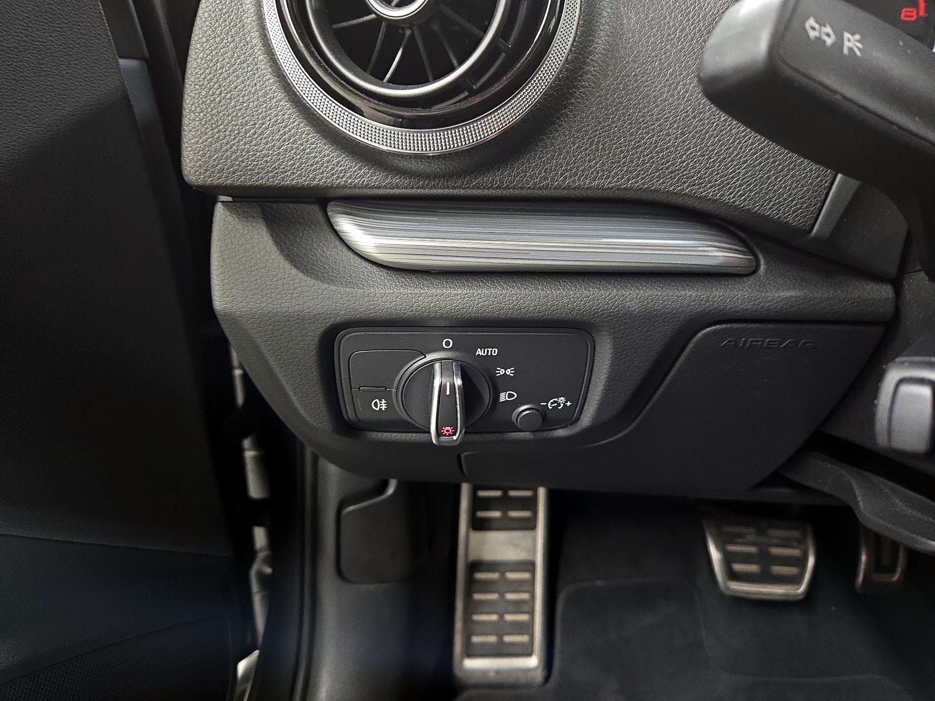 Thumbnail: 2015 Audi A3 - 13