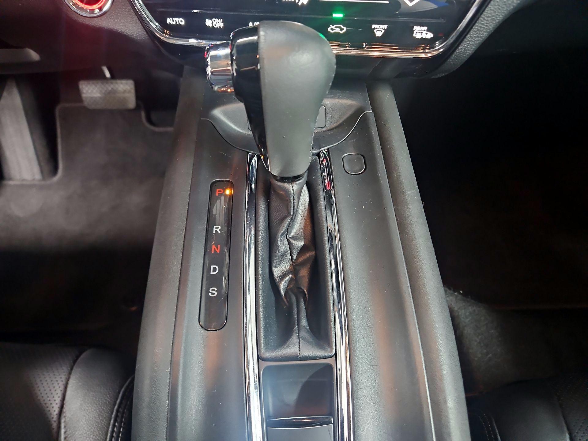 Thumbnail: 2022 Honda HR-V - 17