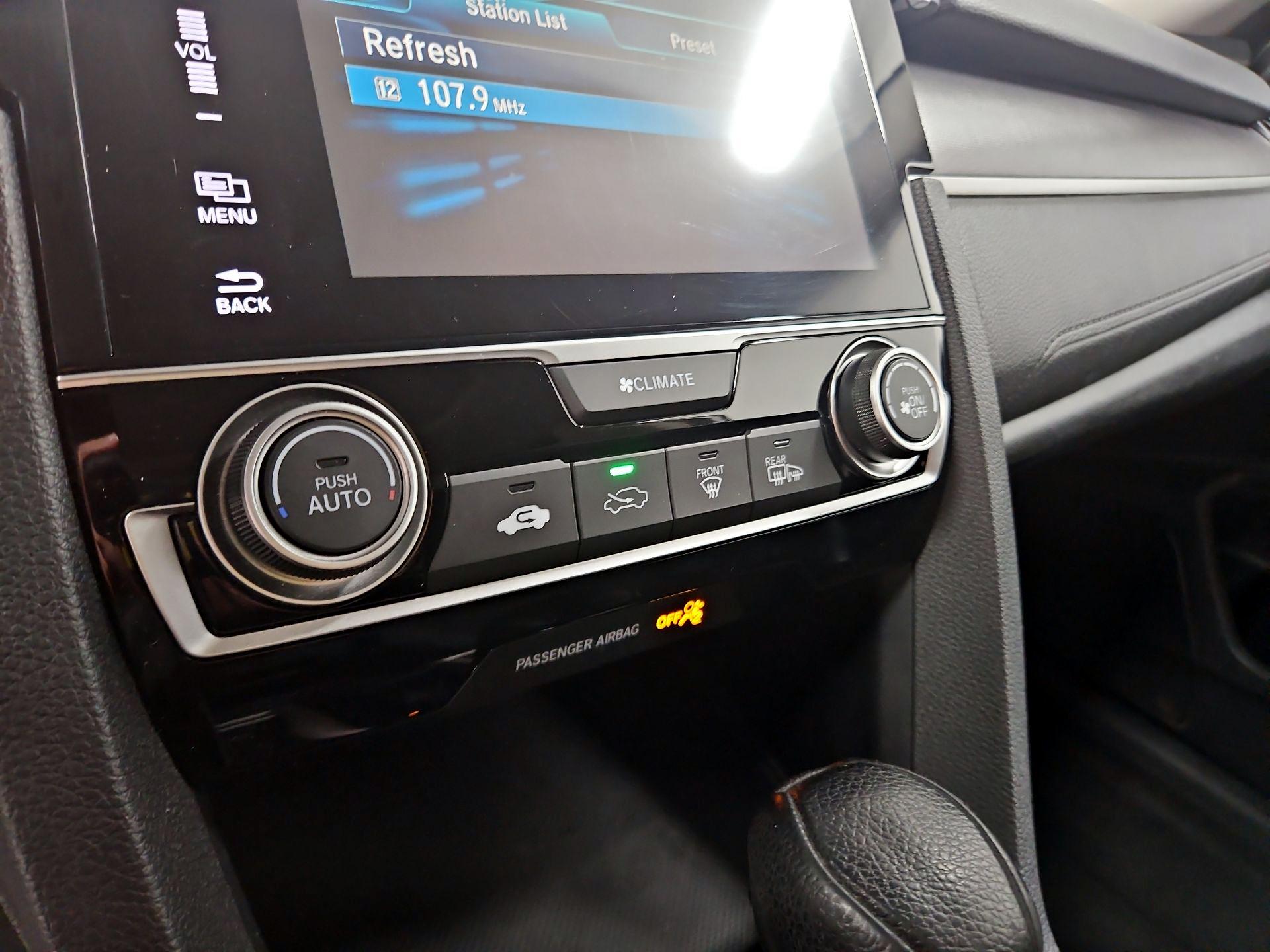 Thumbnail: 2016 Honda Civic - 16