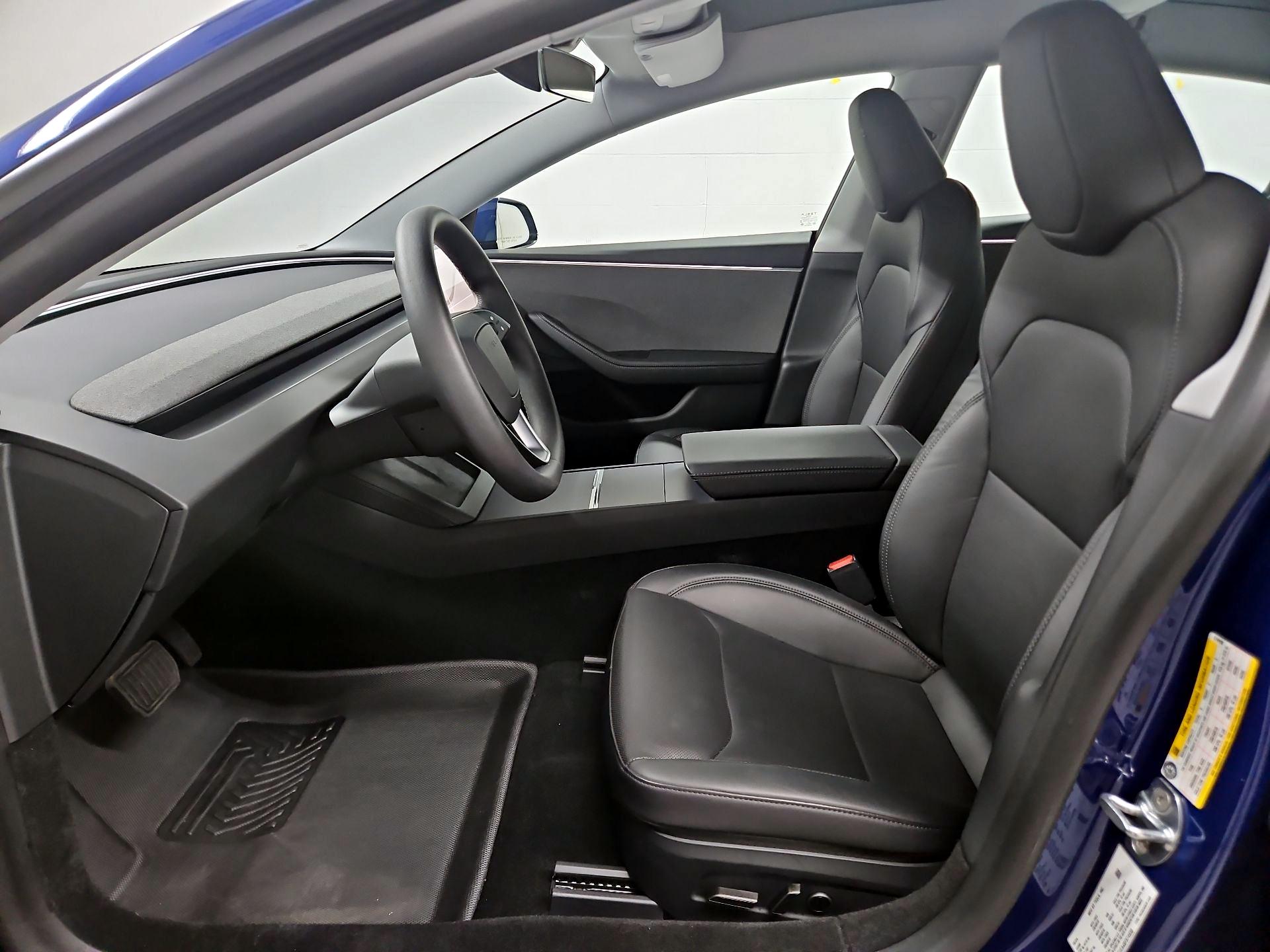 Thumbnail: 2025 Tesla Model 3 - 11