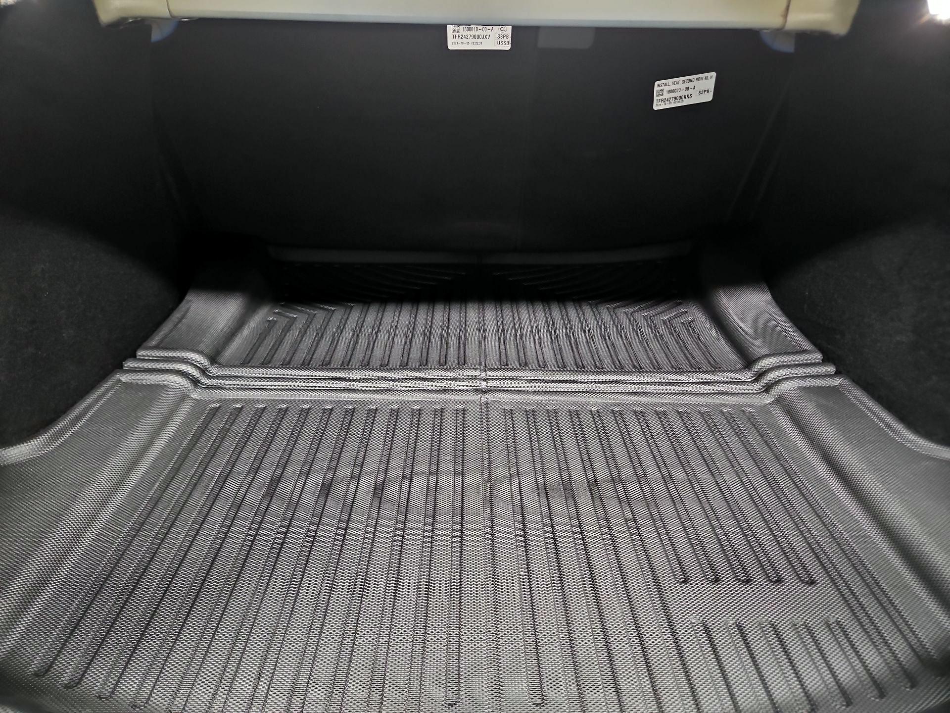 Thumbnail: 2025 Tesla Model 3 - 20