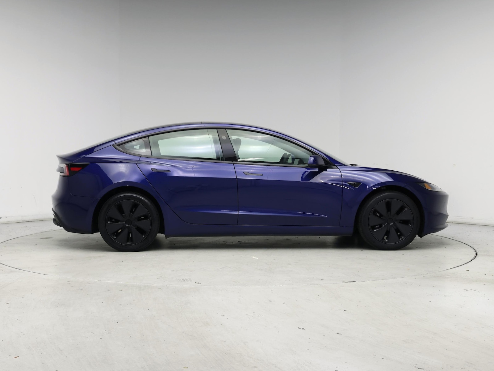 2025 Tesla Model 3 Long Range - Photo 8