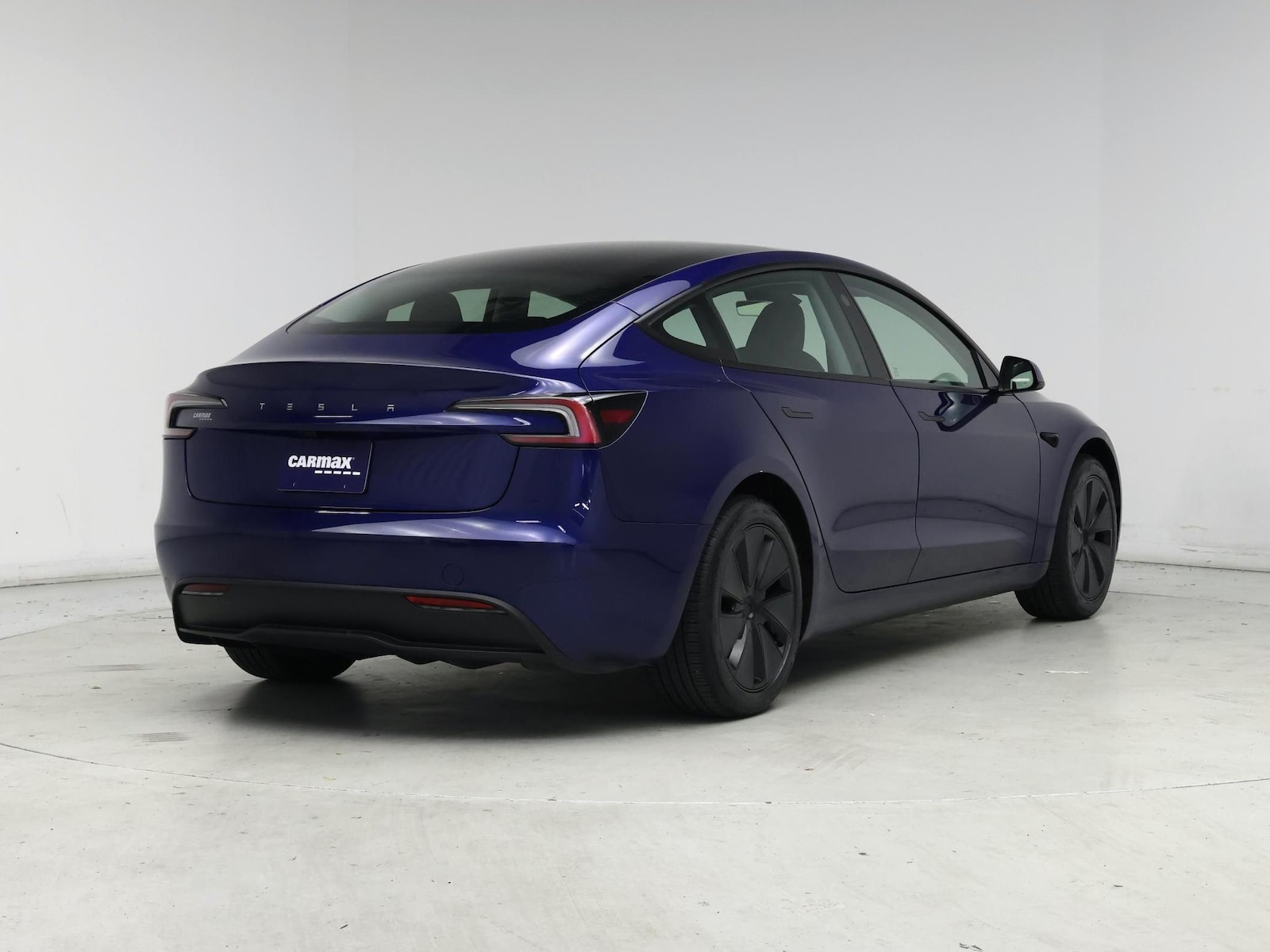 2025 Tesla Model 3 Long Range - Photo 9
