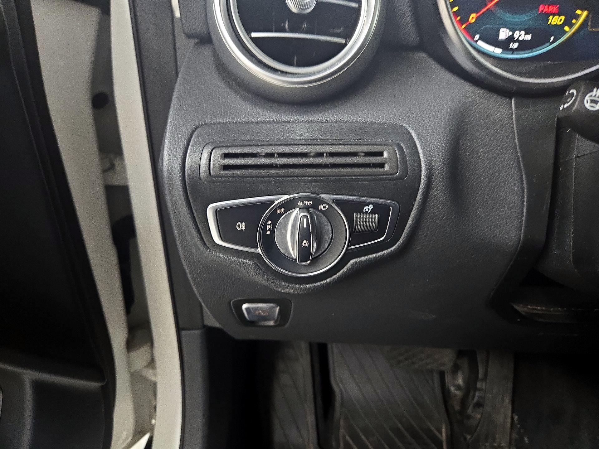 Thumbnail: 2021 Mercedes-Benz GLC - 13