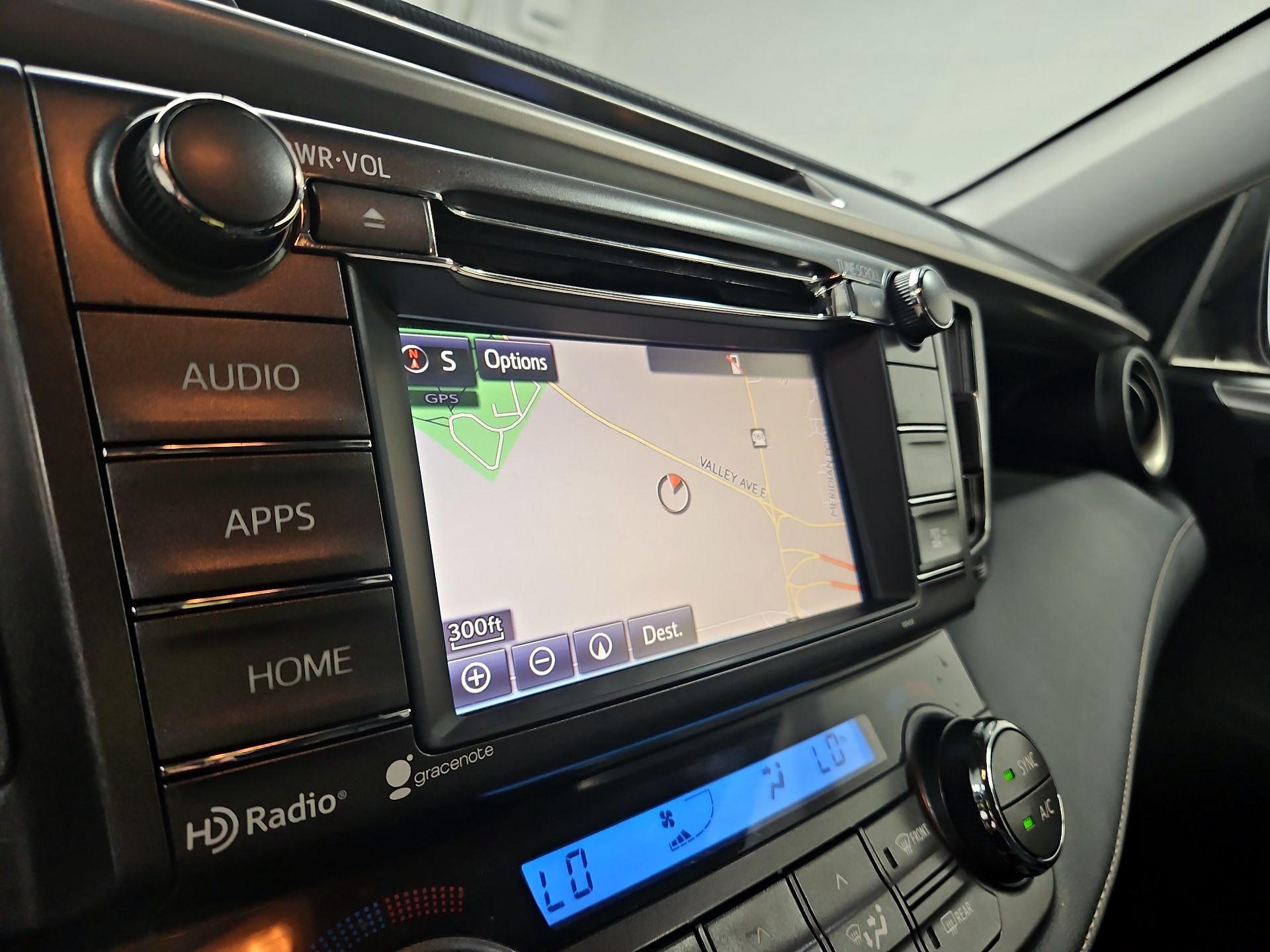 Thumbnail: 2015 Toyota RAV4 - 14