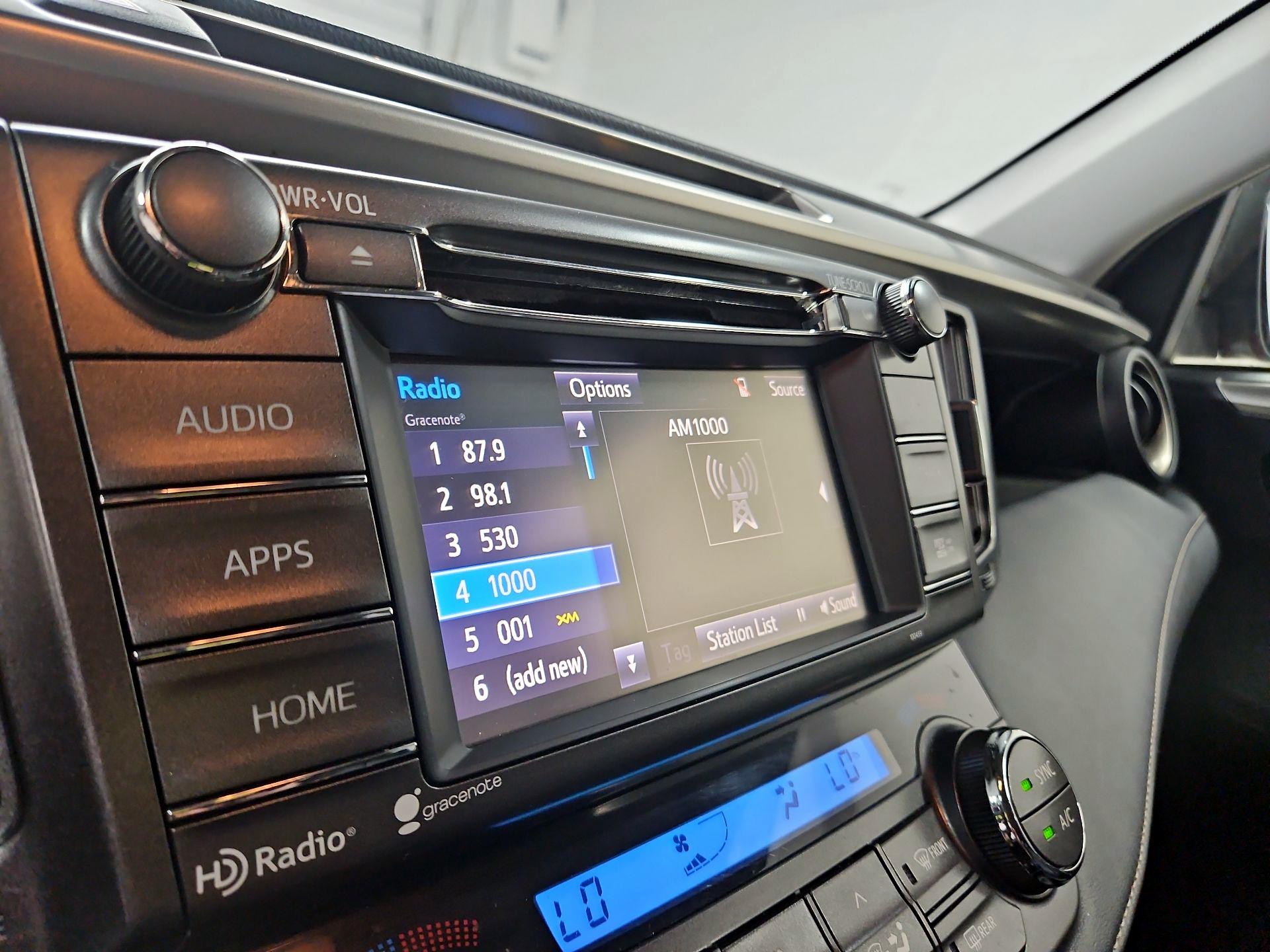 Thumbnail: 2015 Toyota RAV4 - 16