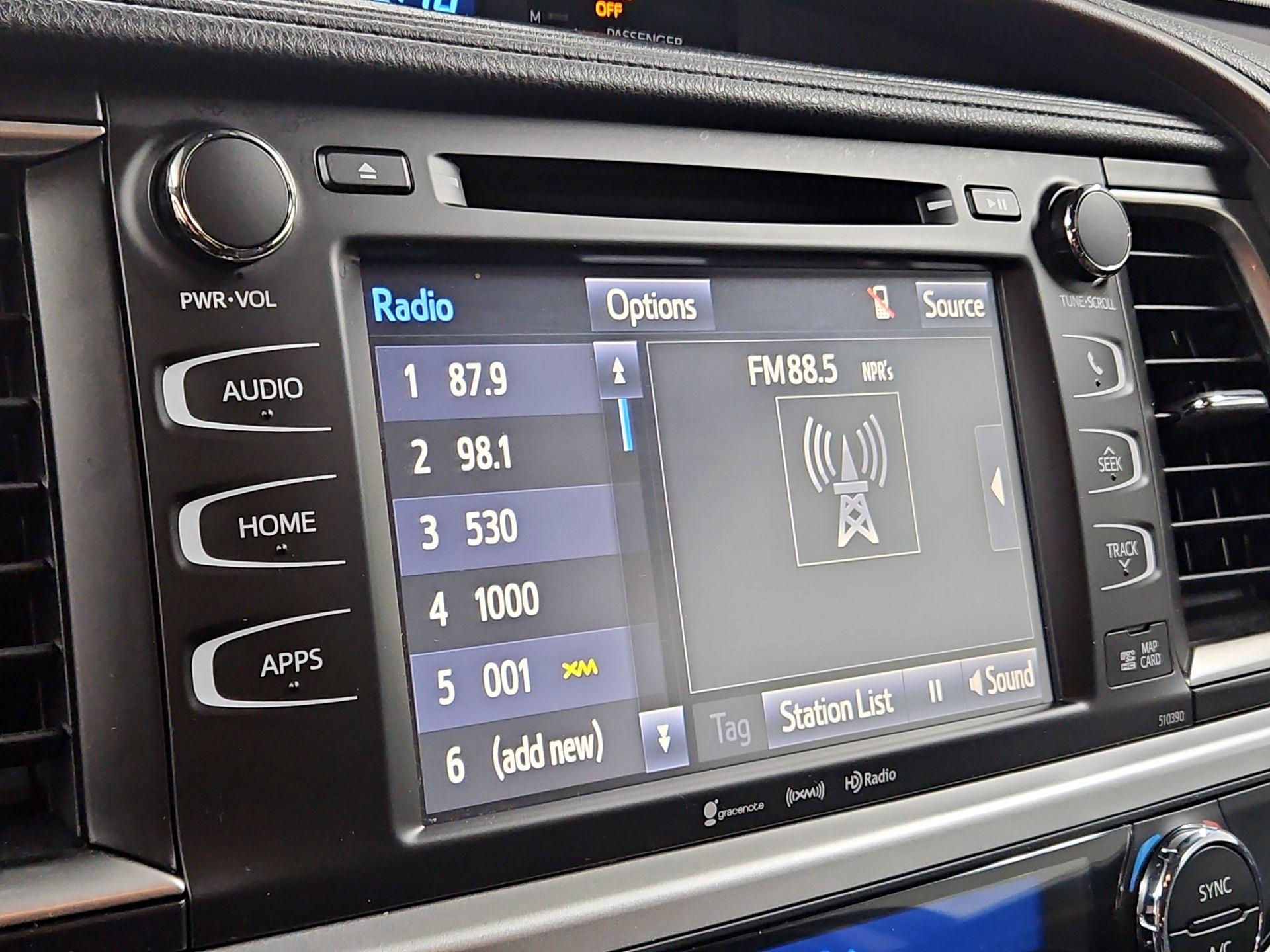 Thumbnail: 2019 Toyota Highlander - 15