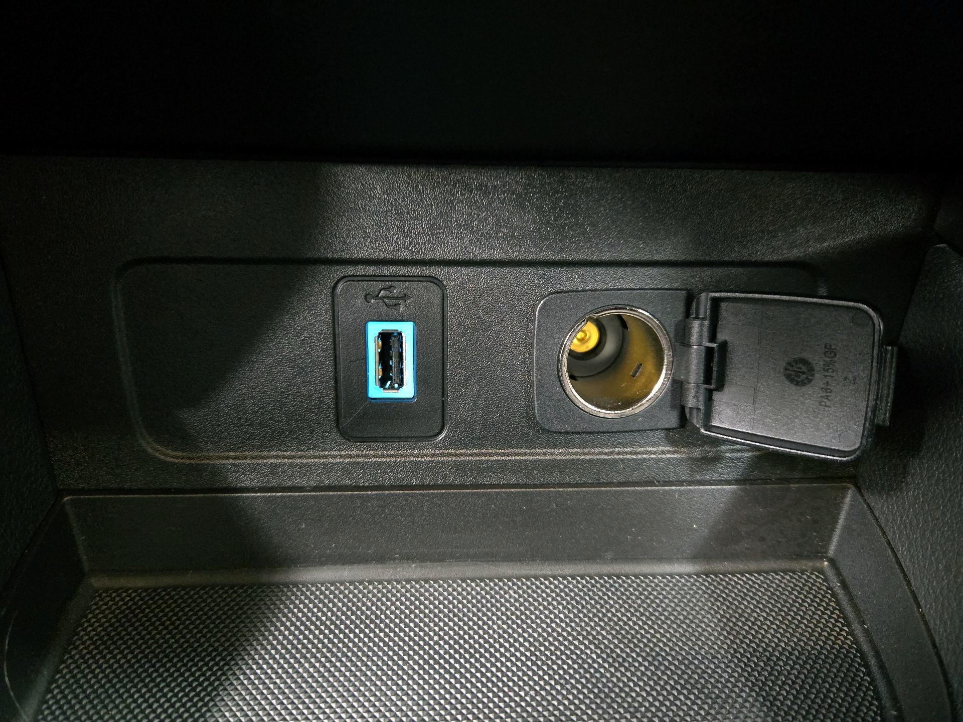 Thumbnail: 2018 Ford Escape - 19