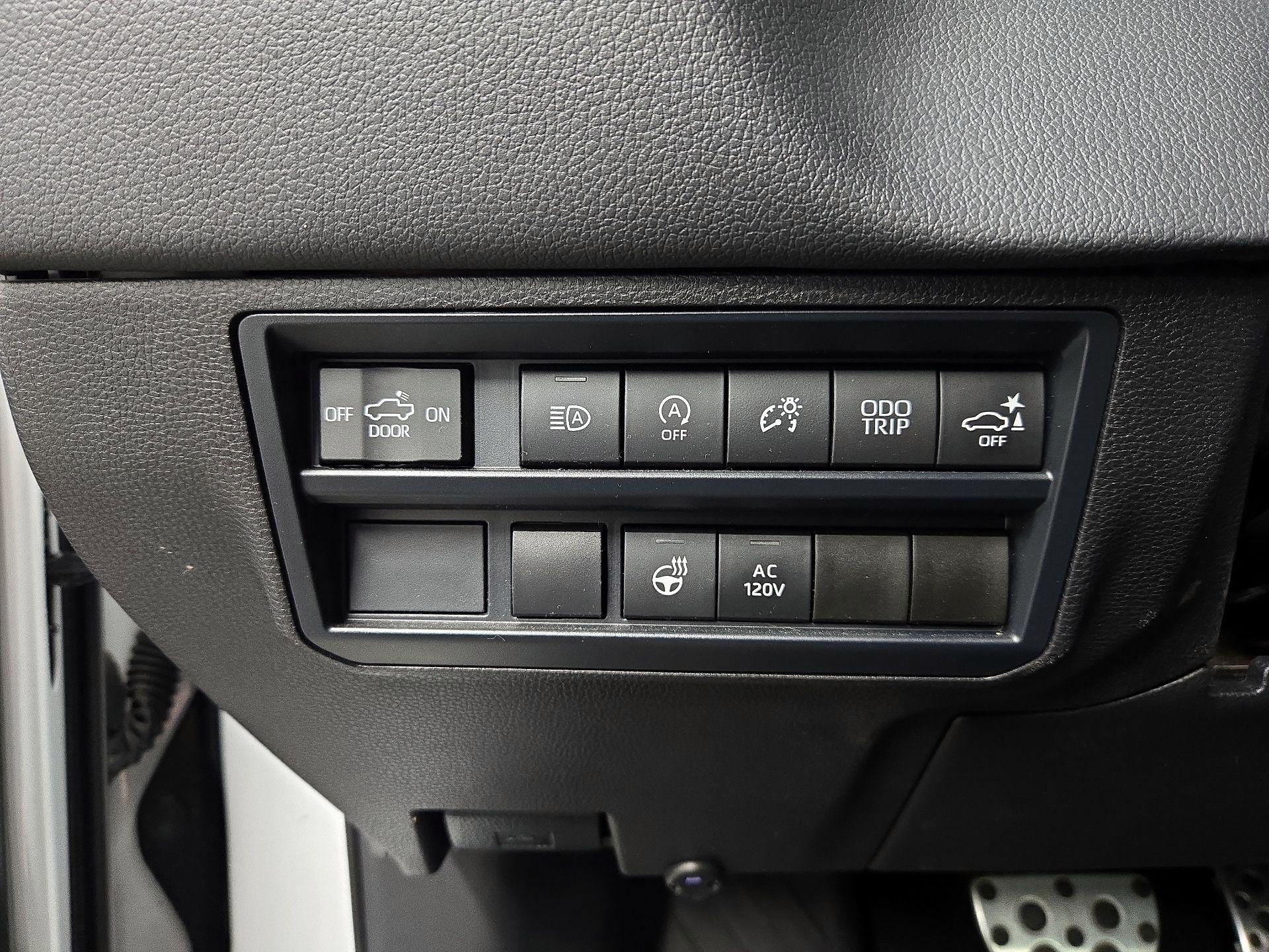 Thumbnail: 2025 Toyota Tundra - 13