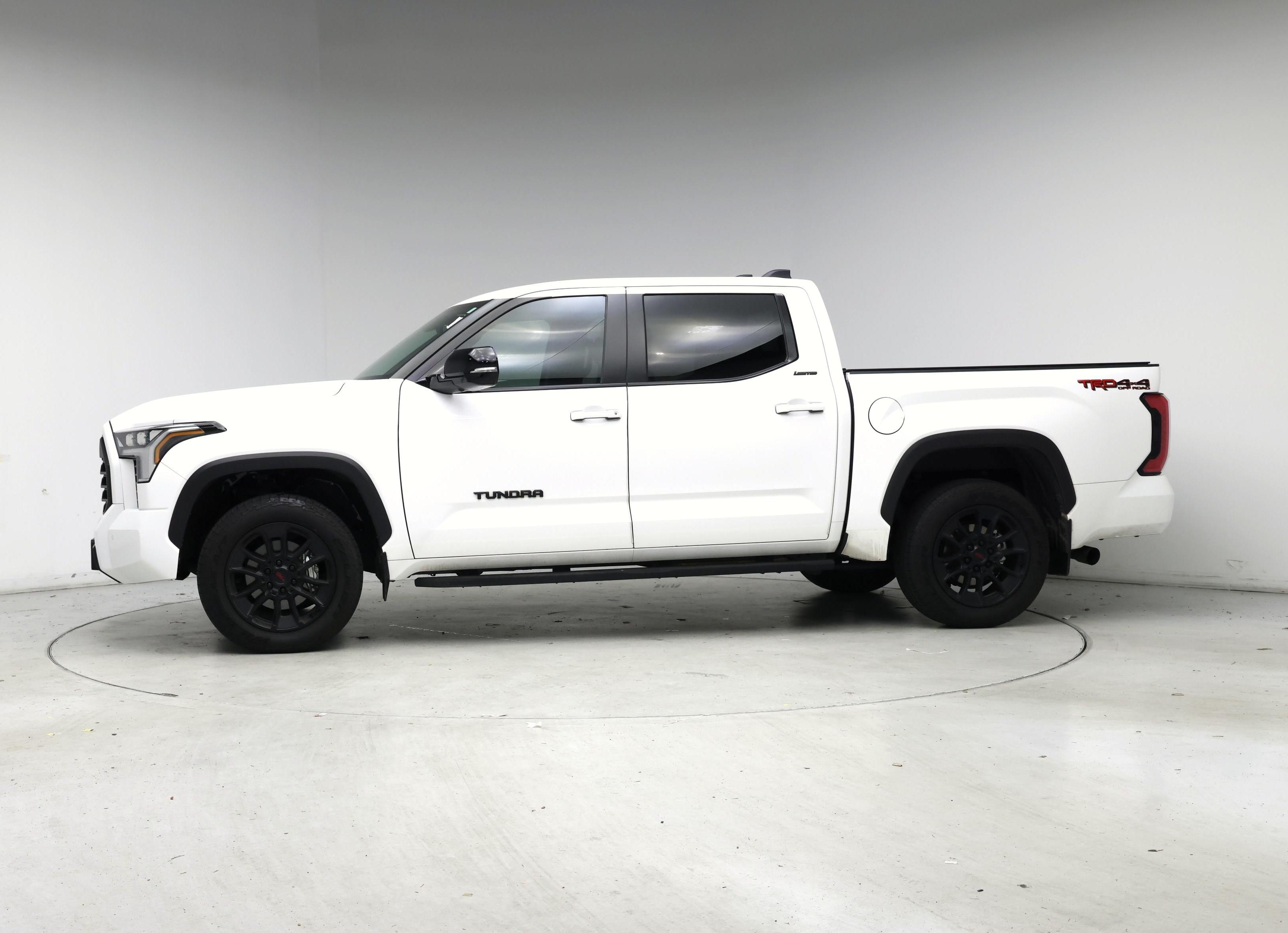 Thumbnail: 2025 Toyota Tundra - 3