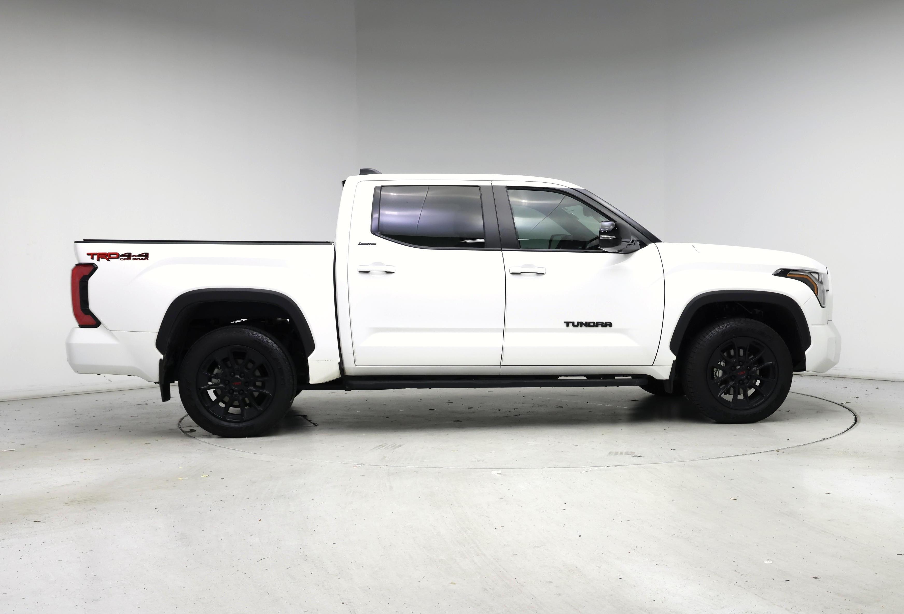 Thumbnail: 2025 Toyota Tundra - 7