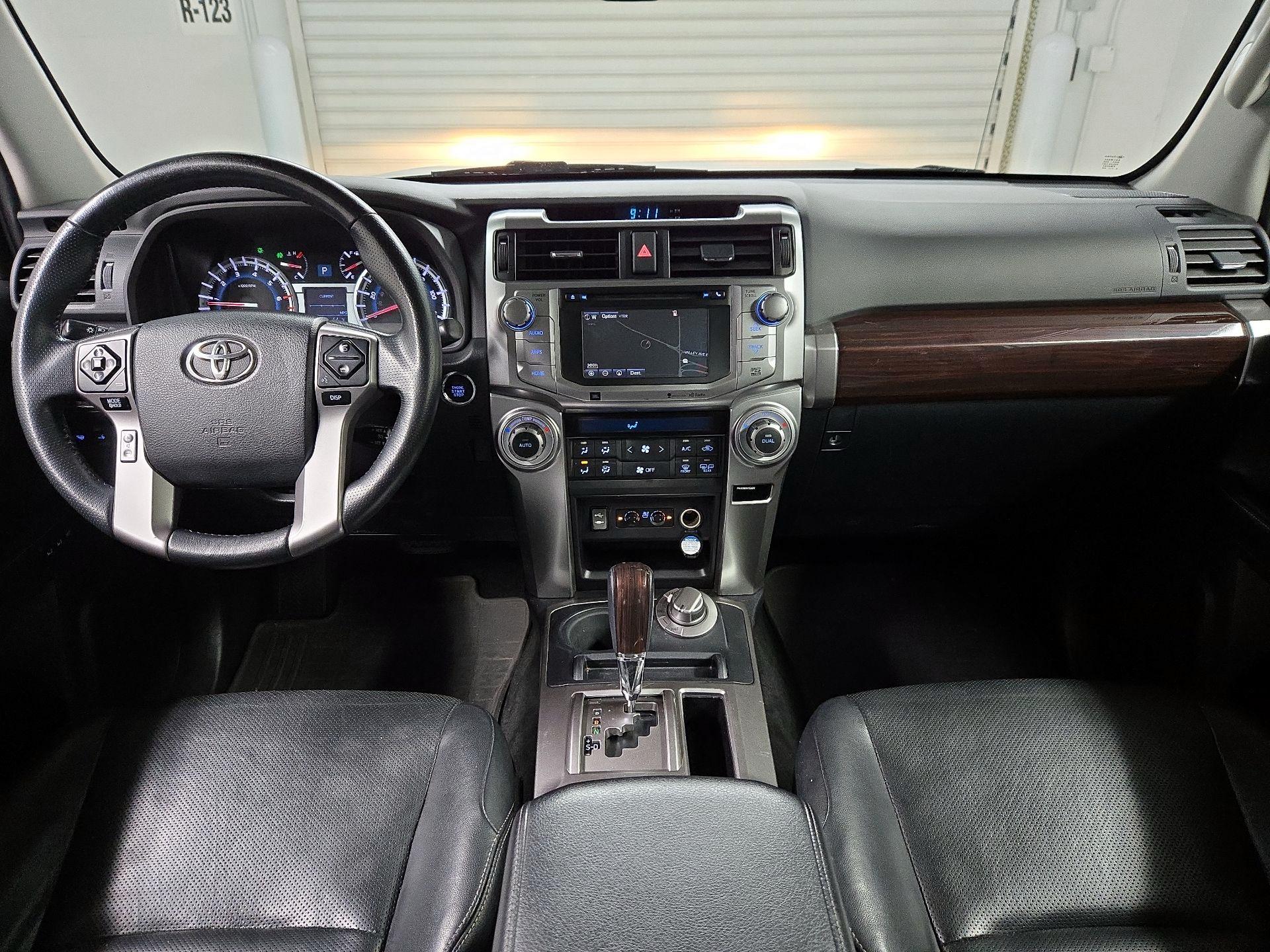 Thumbnail: 2015 Toyota 4Runner - 9