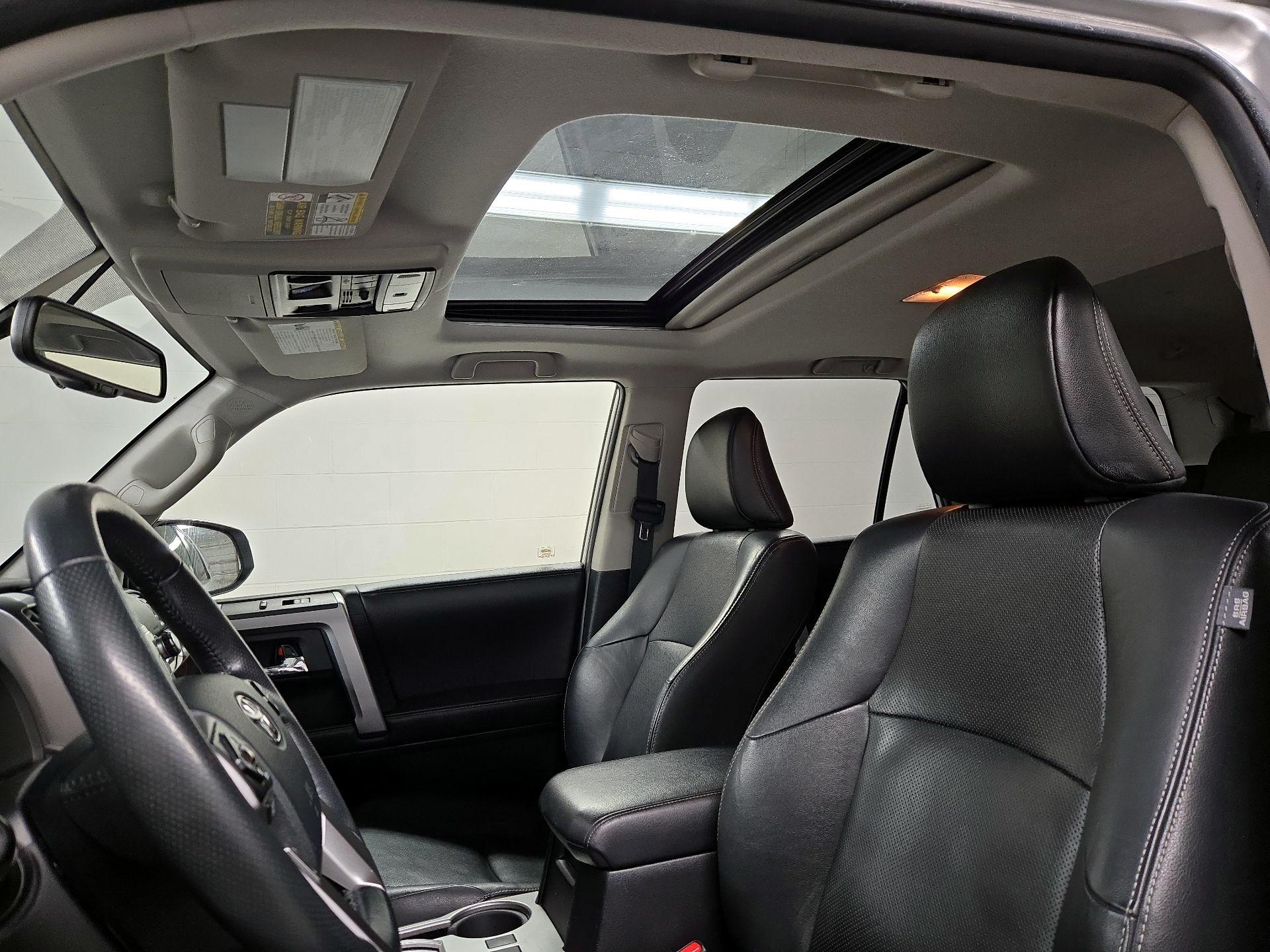 Thumbnail: 2015 Toyota 4Runner - 20