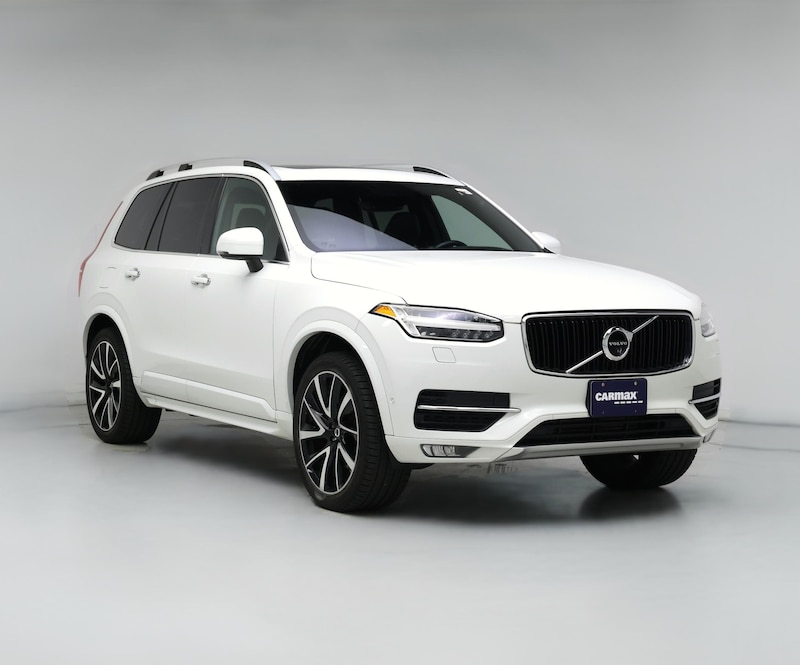 2018 Volvo XC90 T6 Momentum