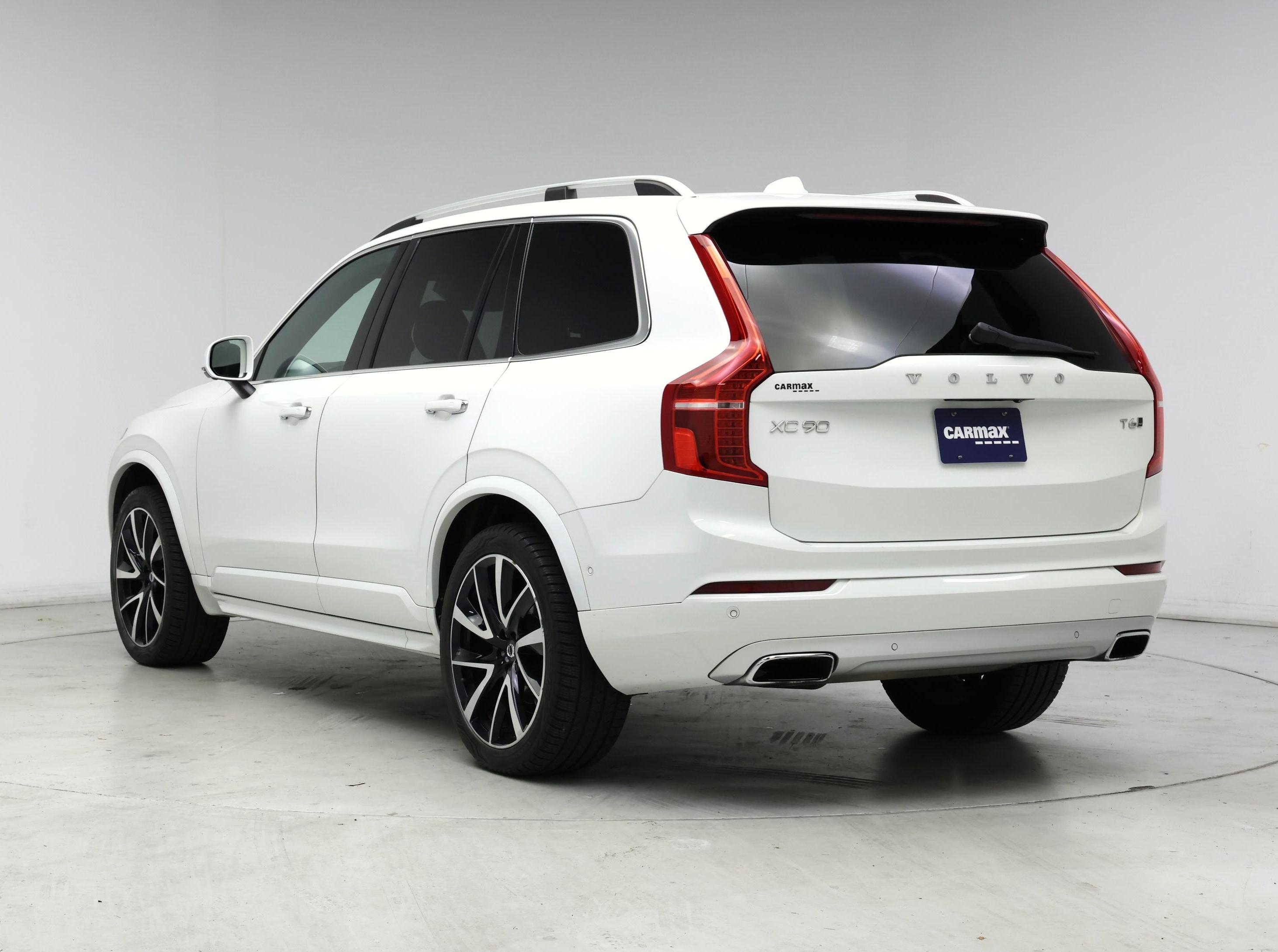 Thumbnail: 2018 Volvo XC90 - 2
