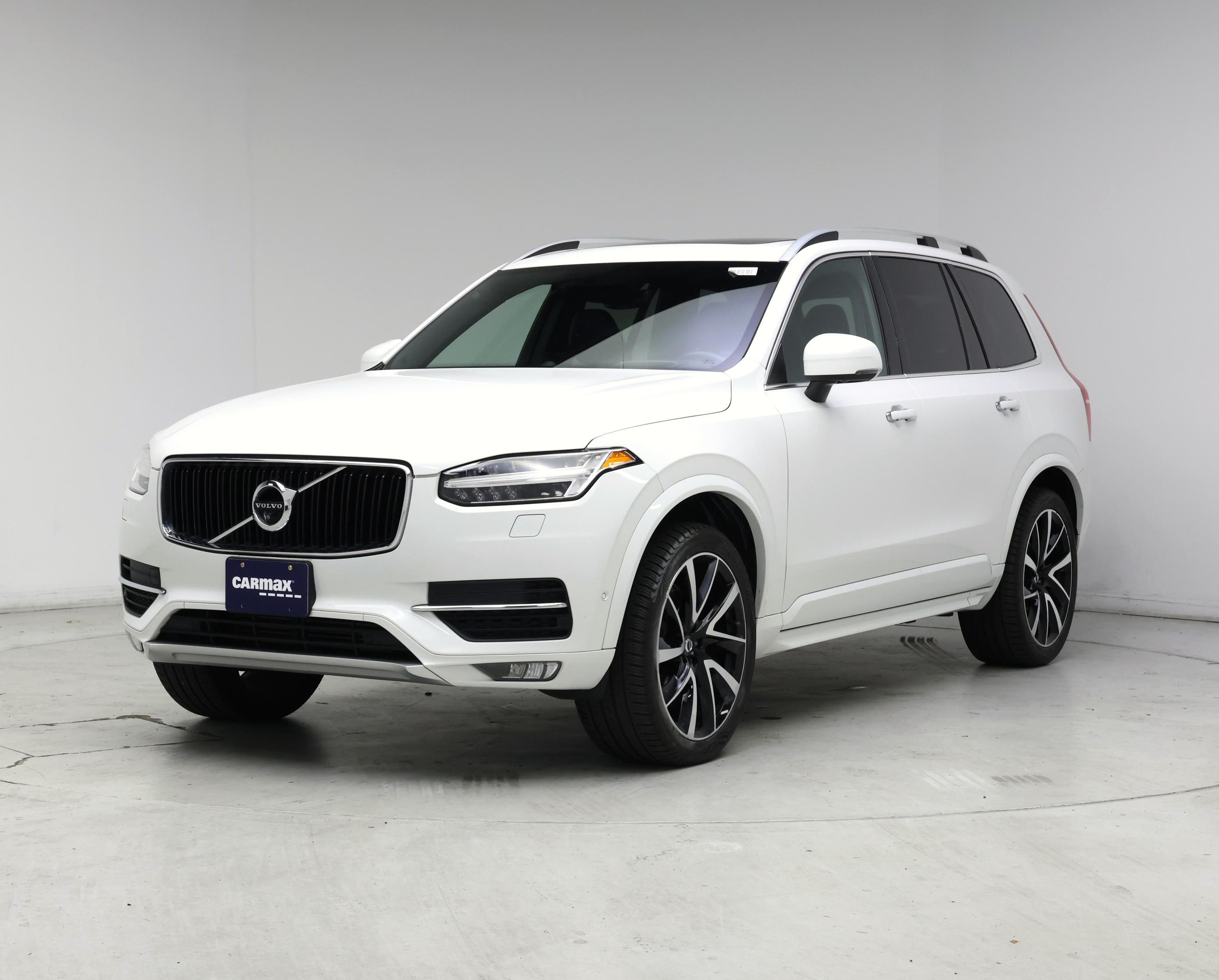 Thumbnail: 2018 Volvo XC90 - 4