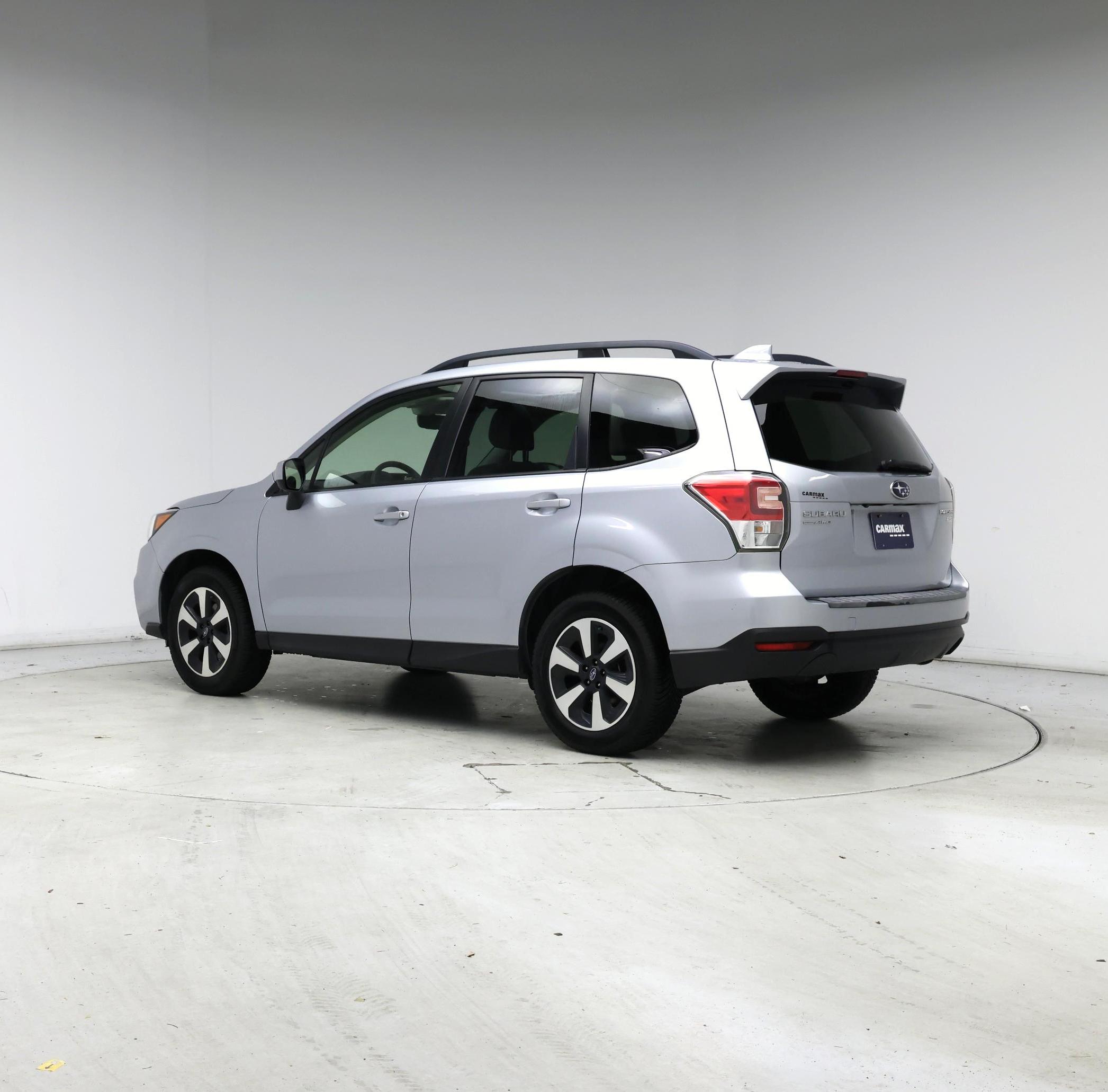 Thumbnail: 2017 Subaru Forester - 2