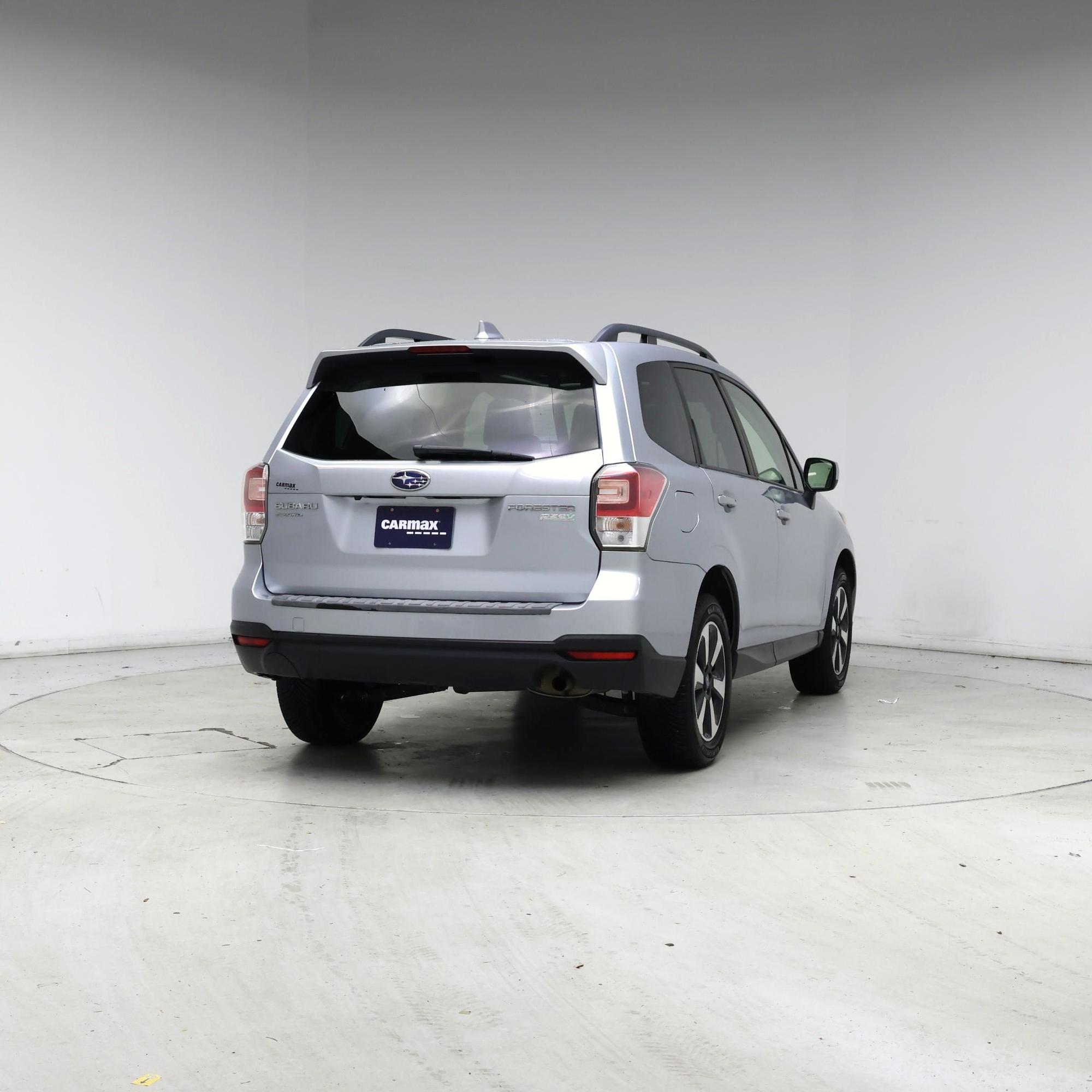 Thumbnail: 2017 Subaru Forester - 8