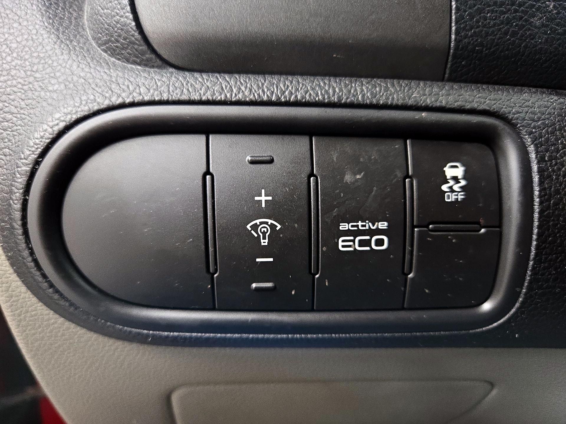 Thumbnail: 2014 Kia Forte - 13