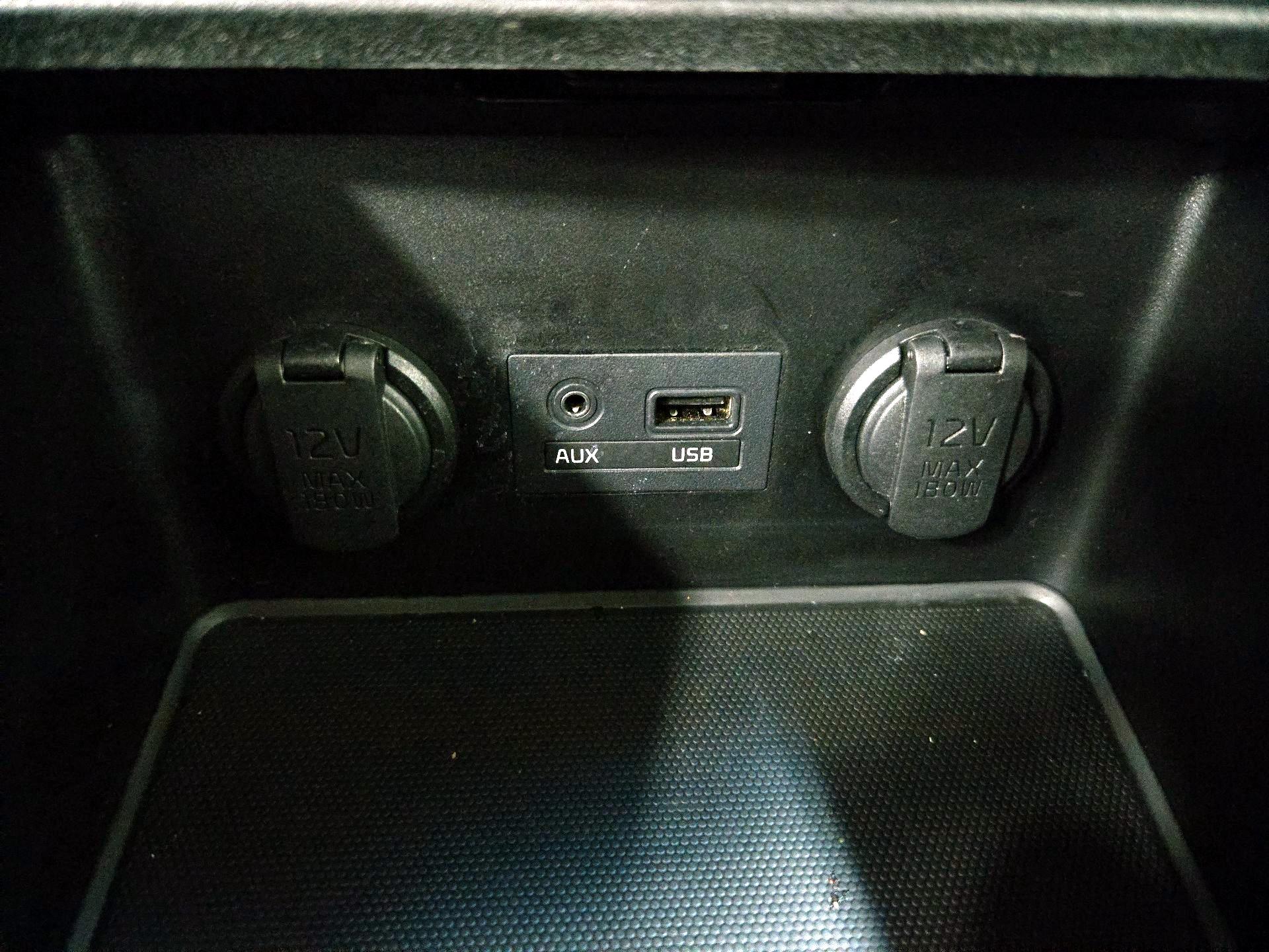 Thumbnail: 2014 Kia Forte - 17