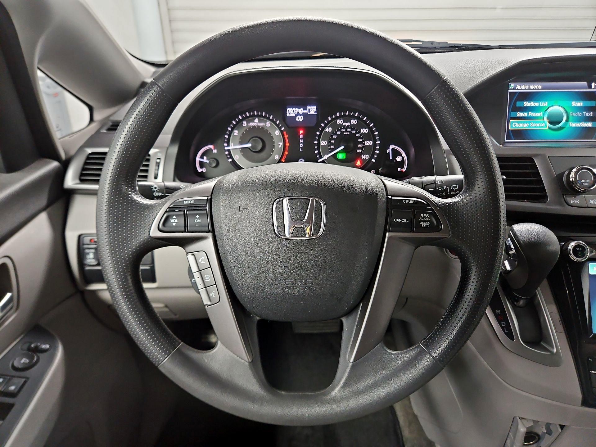 Thumbnail: 2014 Honda Odyssey - 10