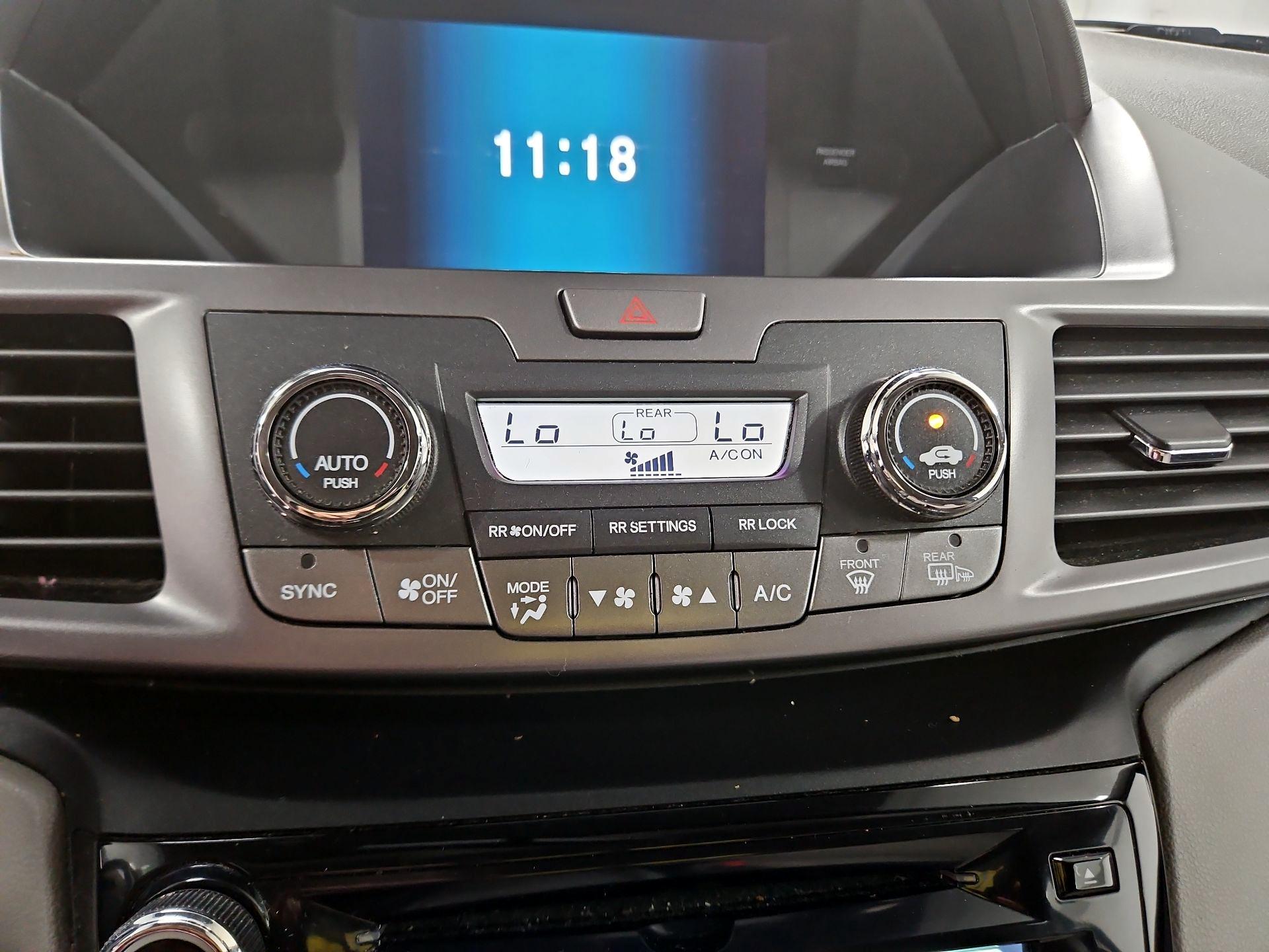 Thumbnail: 2014 Honda Odyssey - 16