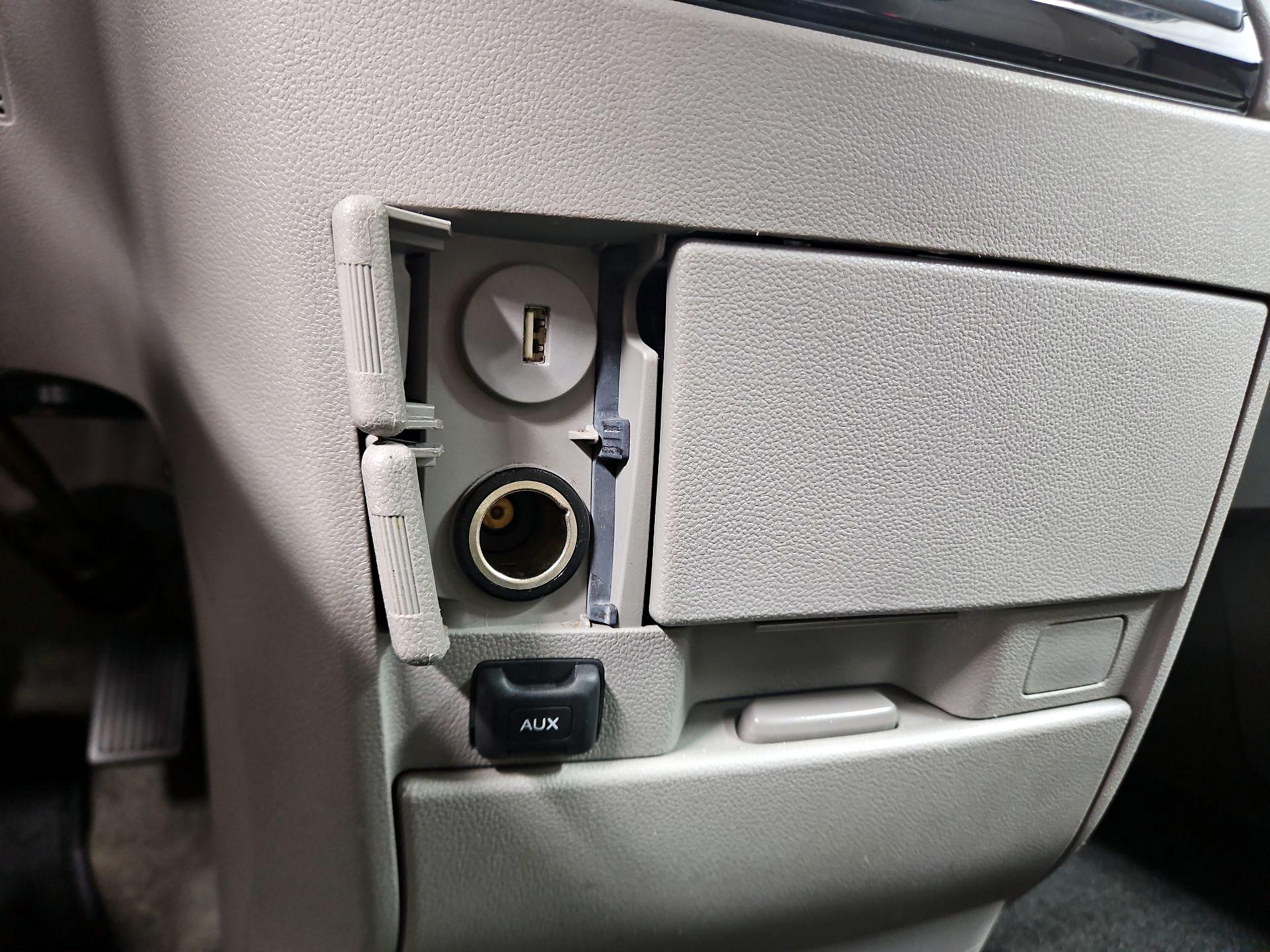 Thumbnail: 2014 Honda Odyssey - 18