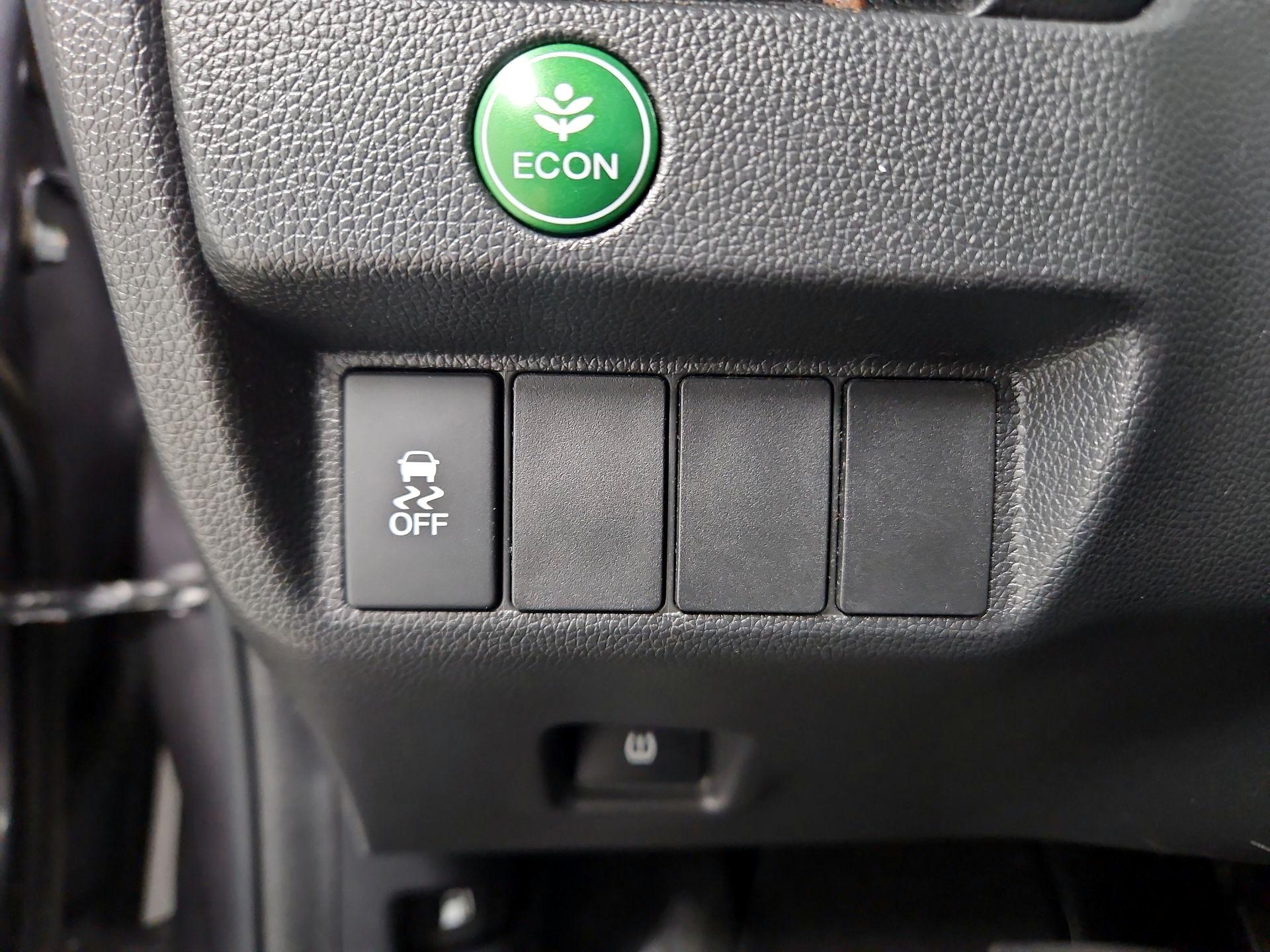 Thumbnail: 2015 Honda Fit - 13