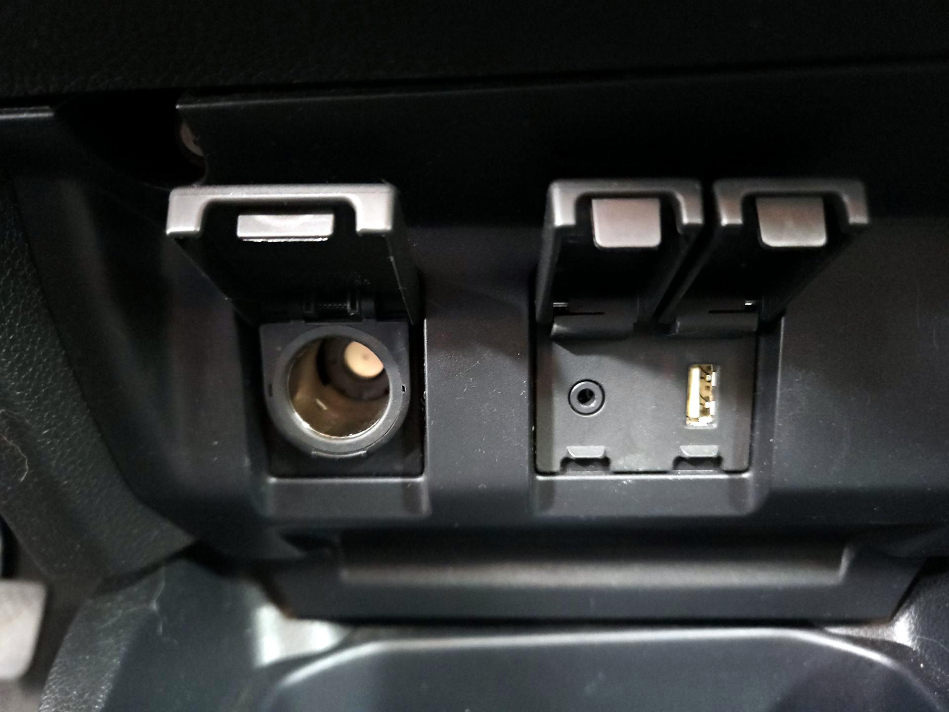 Thumbnail: 2015 Honda Fit - 18