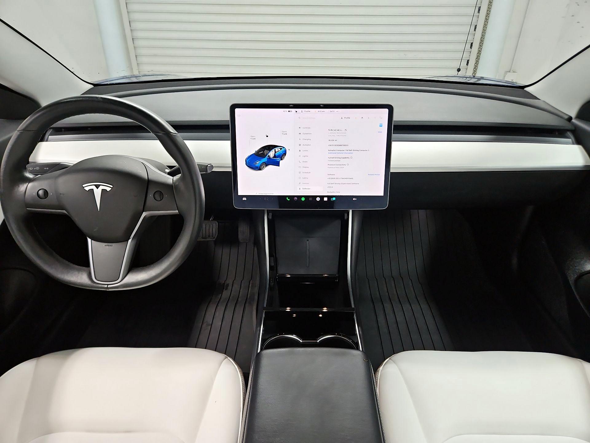 Thumbnail: 2019 Tesla Model 3 - 9