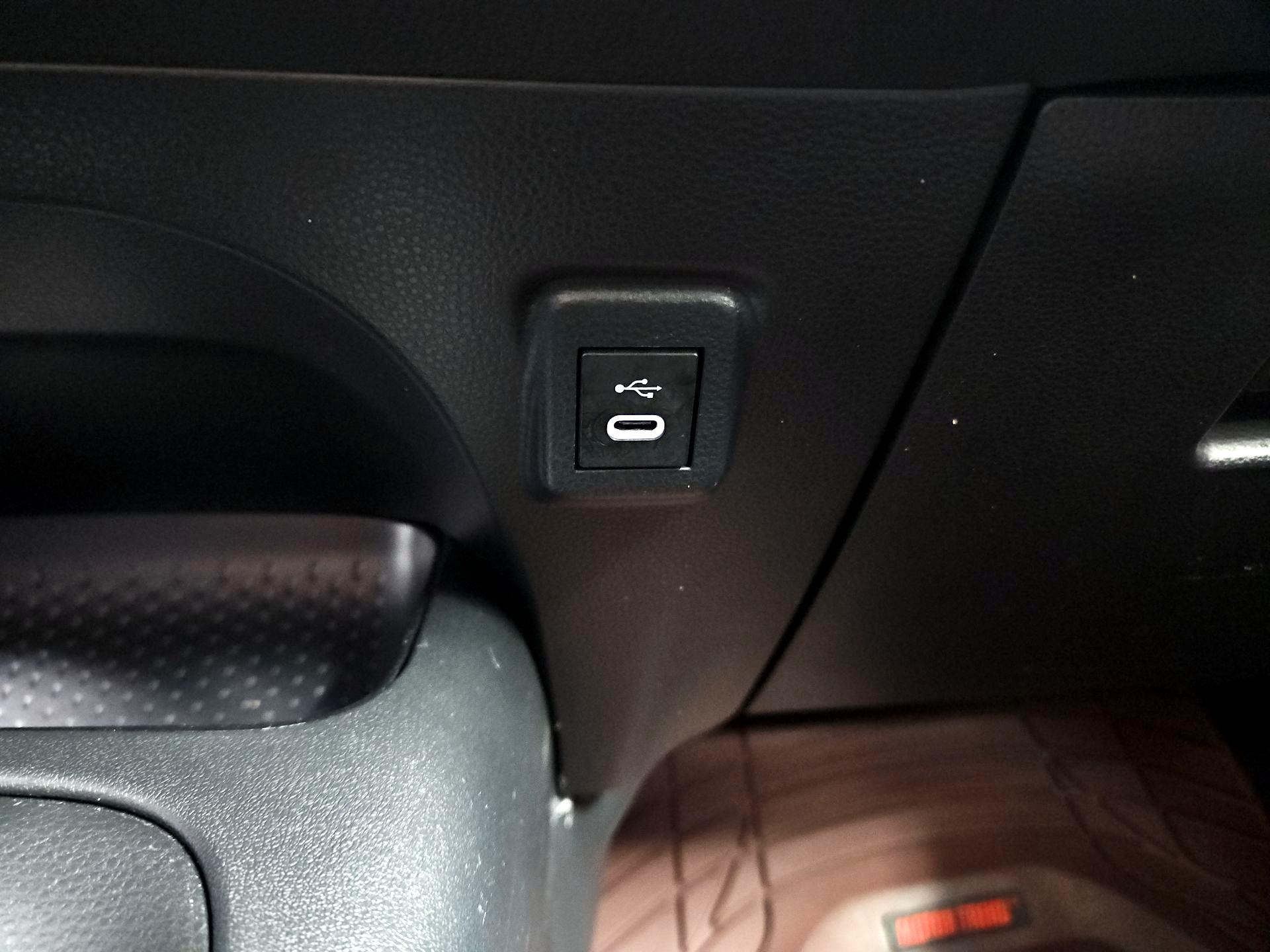 Thumbnail: 2023 Toyota Corolla - 18