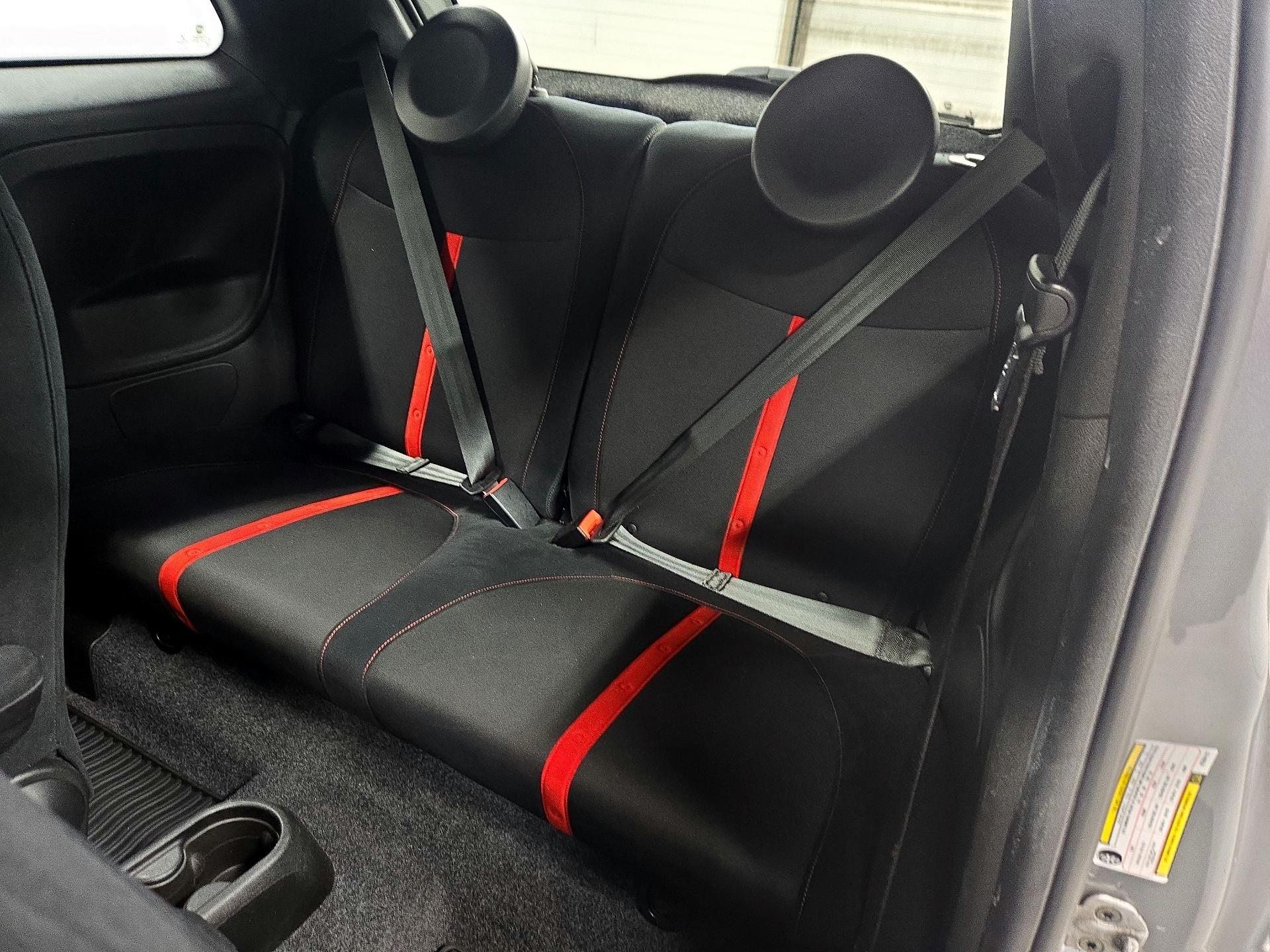 Thumbnail: 2019 Fiat 500 - 19