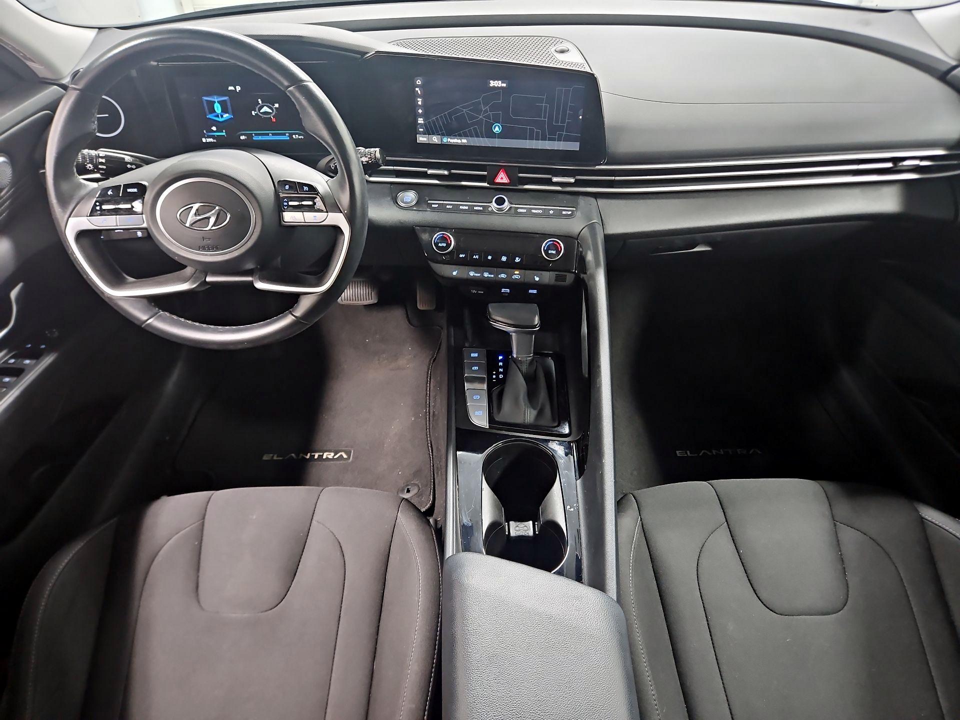 Thumbnail: 2023 Hyundai Elantra - 9