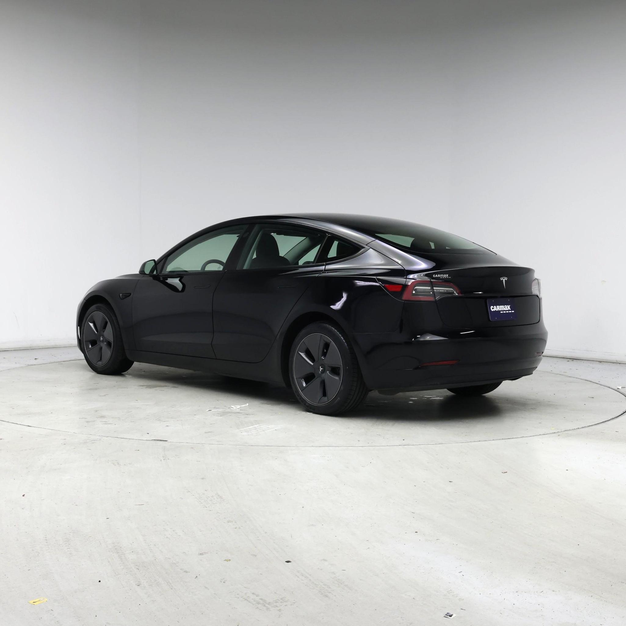 Thumbnail: 2023 Tesla Model 3 - 2