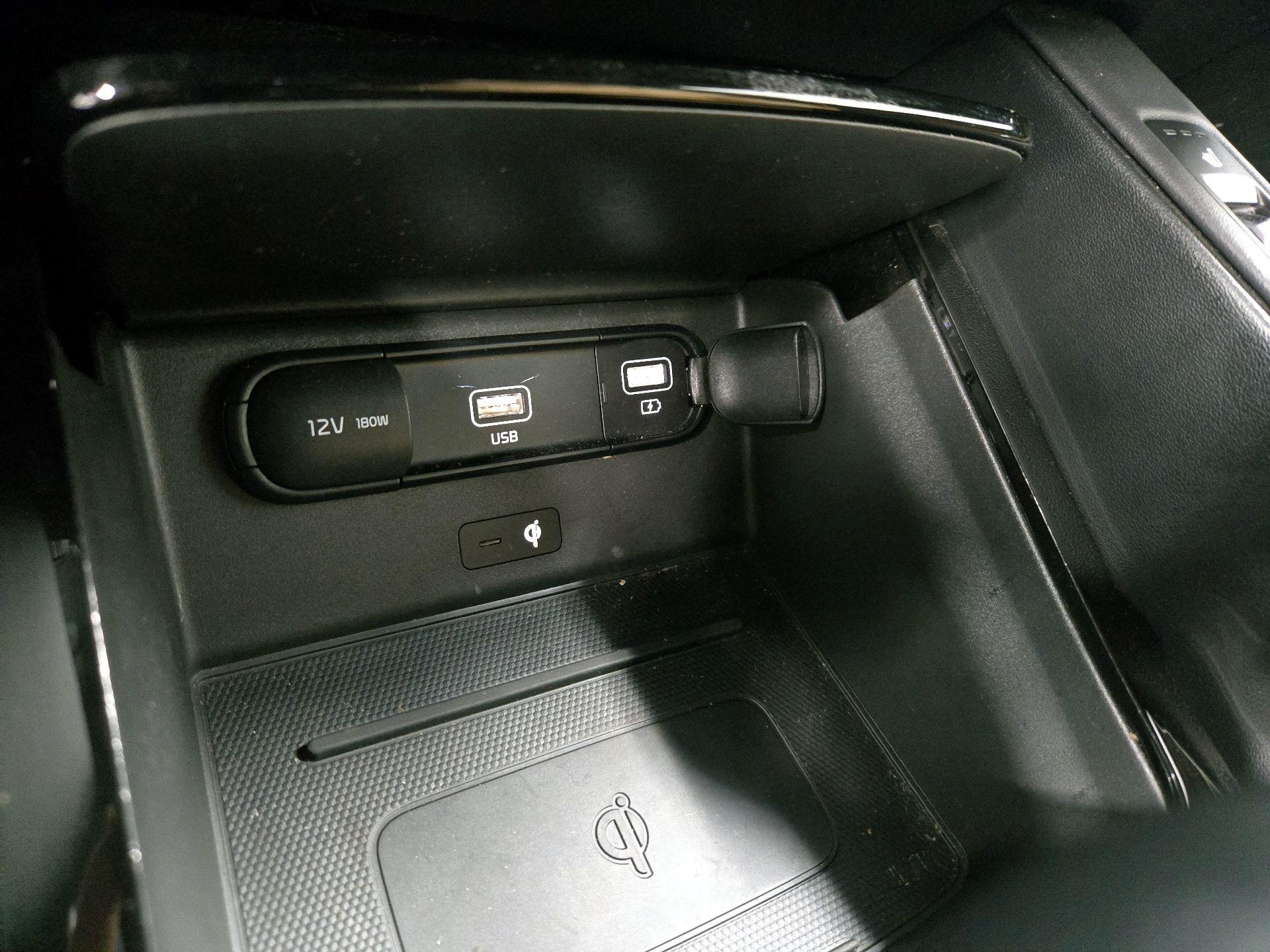 Thumbnail: 2021 Kia Telluride - 19