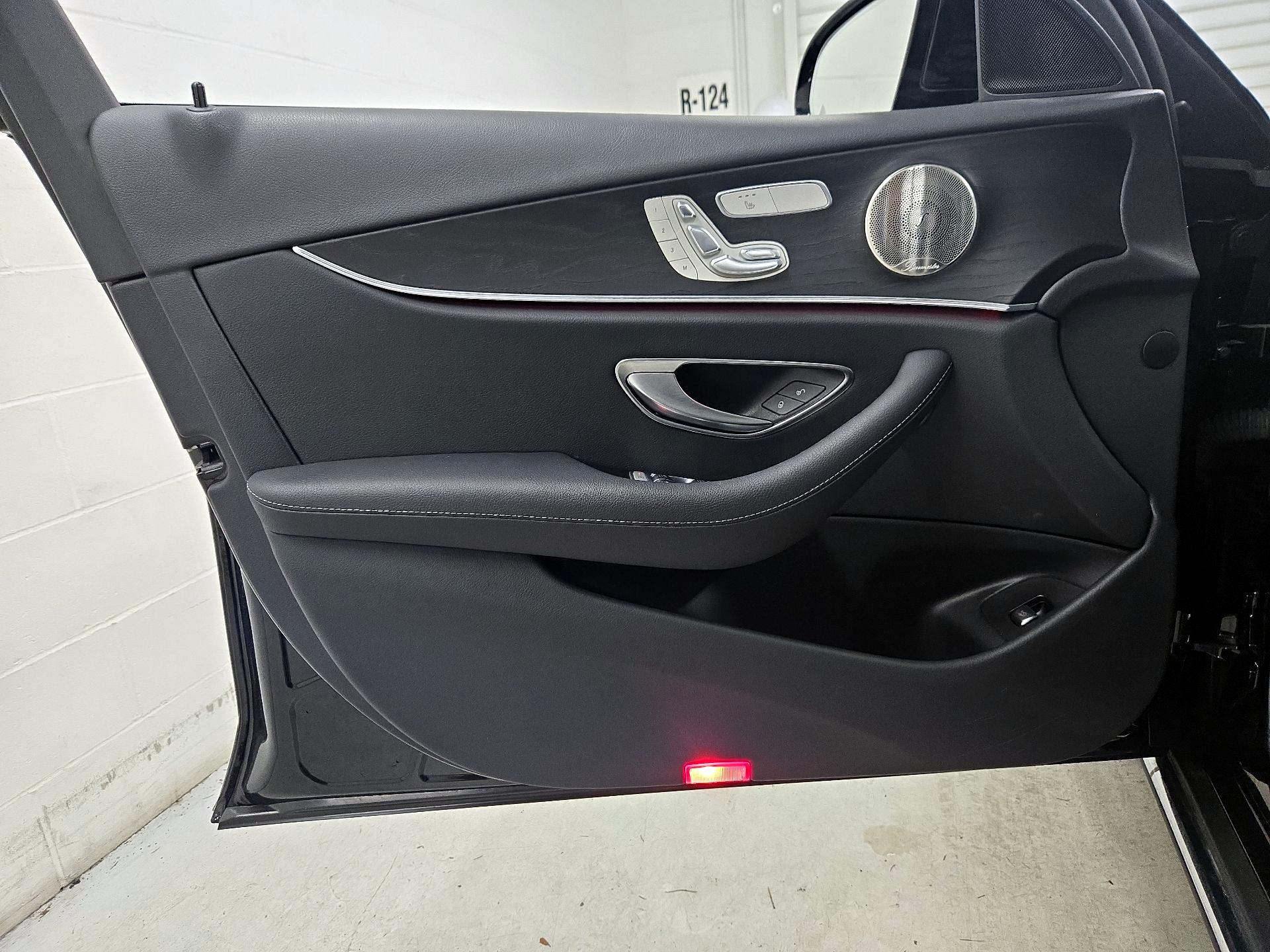 Thumbnail: 2023 Mercedes-Benz E-Class - 12